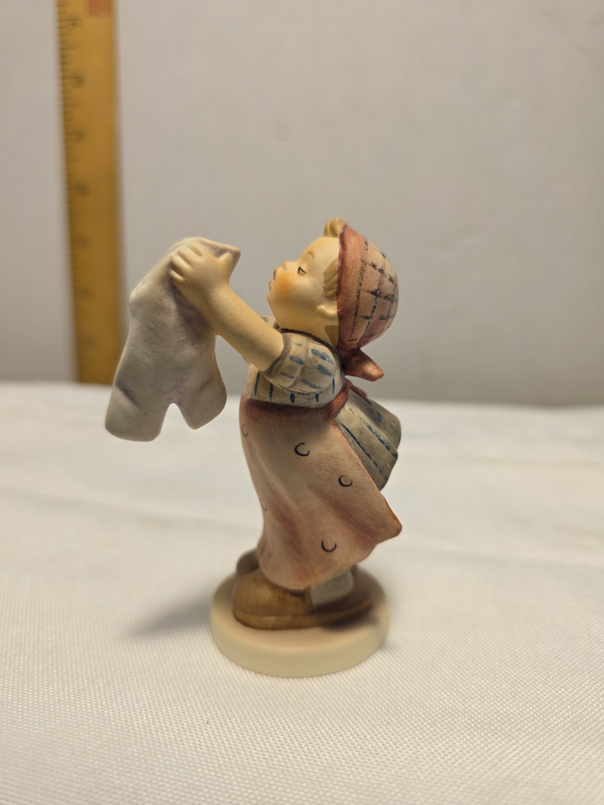 Vintage goebel hummel “Wash Day” #321/1 Figurine with box Vintage goebel hummel “Wash Day” #321/1 Figurine with box