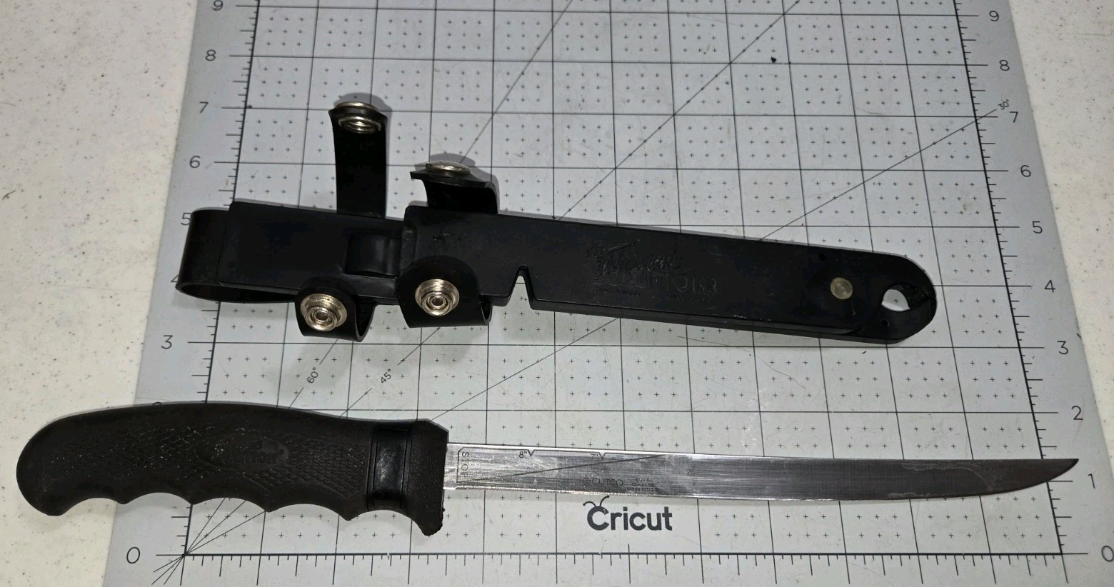 Cutco 5721 The Fisherman\'s Solution Fillet Knife 6-9 Adjustable Blade & Sheath