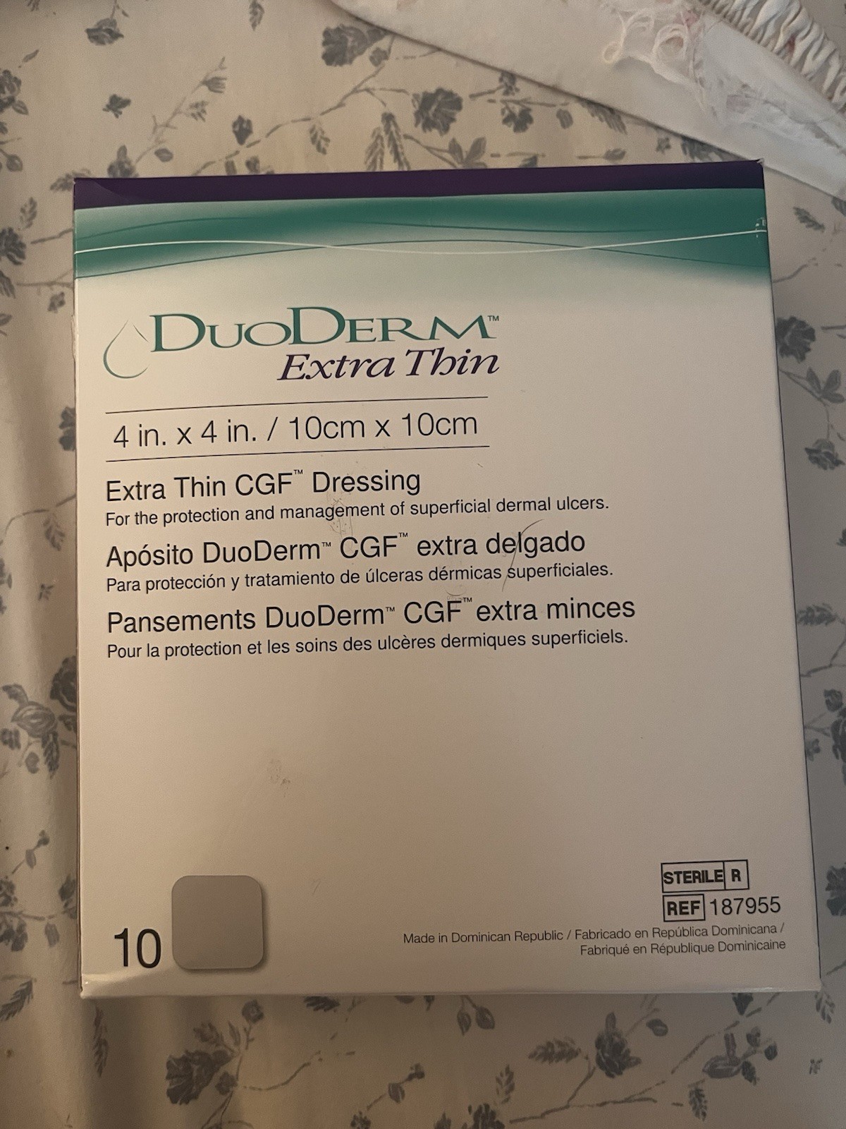 NEW🤍DuoDERM Extra Thin CGF Dressing 4”x 4” 10cm x 10cm Box 10 EXP 2028 and 2029