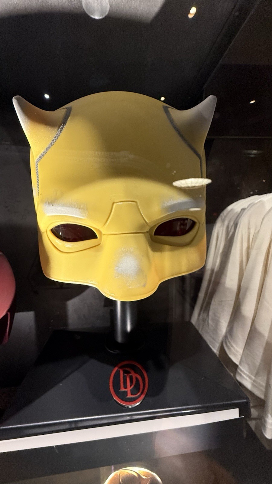 D23 2026 EXCLUSIVE Daredevil Netflix Vault YELLOW Cowl / Helmet LE 1500 D23 2026 EXCLUSIVE Daredevil Netflix Vault YELLOW Cowl / Helmet LE 1500
