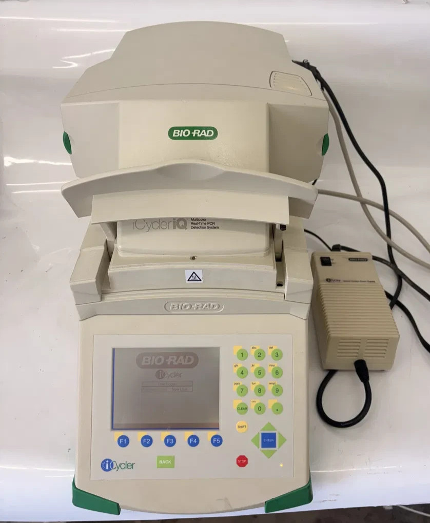 Bio-Rad iCycler iQ5 Real Time PCR Detection System - Powers On