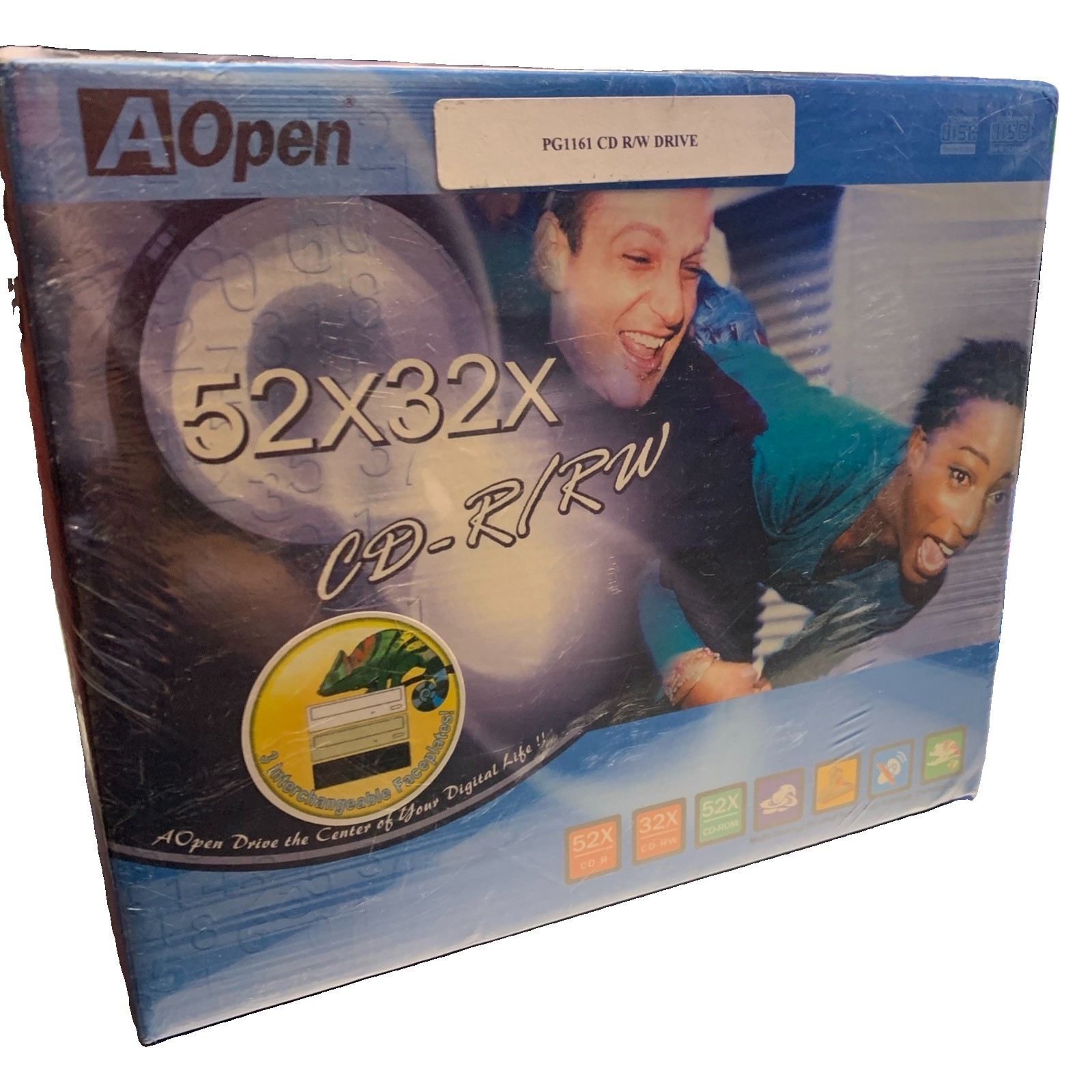 Aopen CD-R/RW 52x32x Computer Disk Drive Aopen CD-R/RW 52x32x Computer Disk Drive