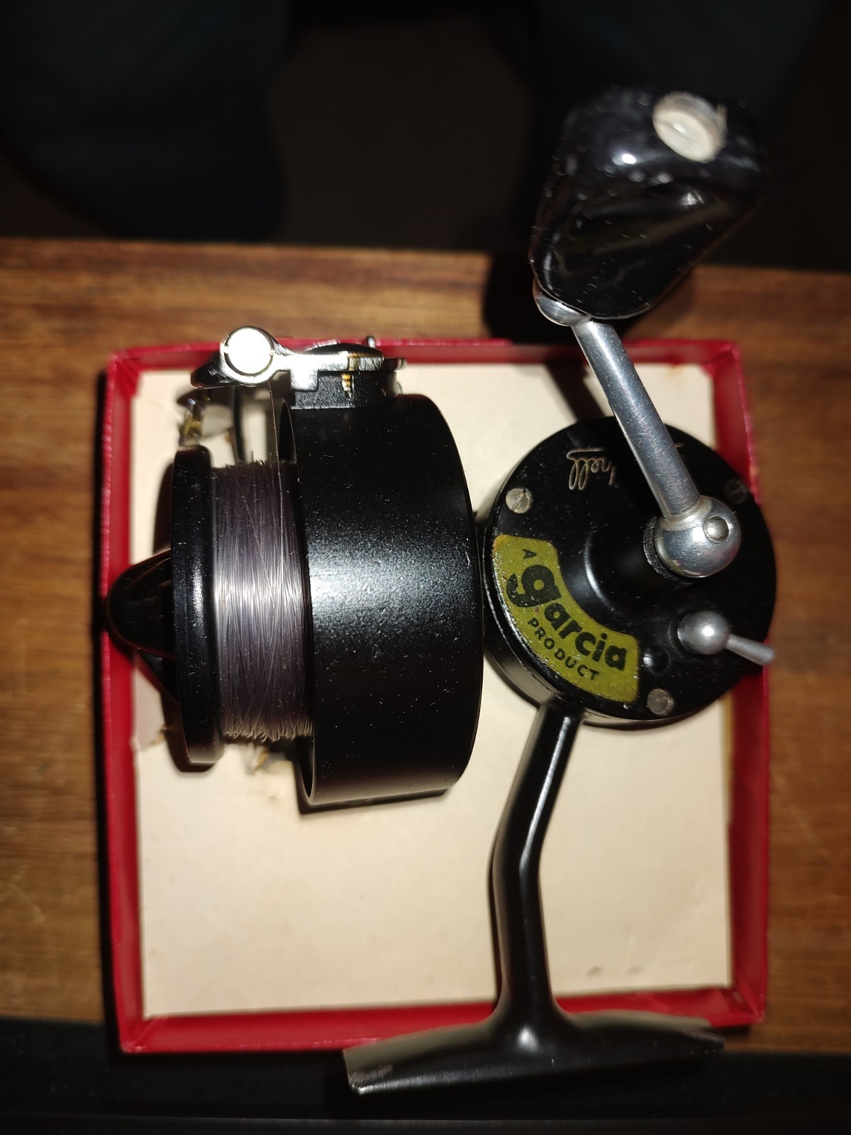 MITCHELL GARCIA CAP 305 WITH ORIGINAL BOX FULL BAIL*** YES RARE RIGHT HAND