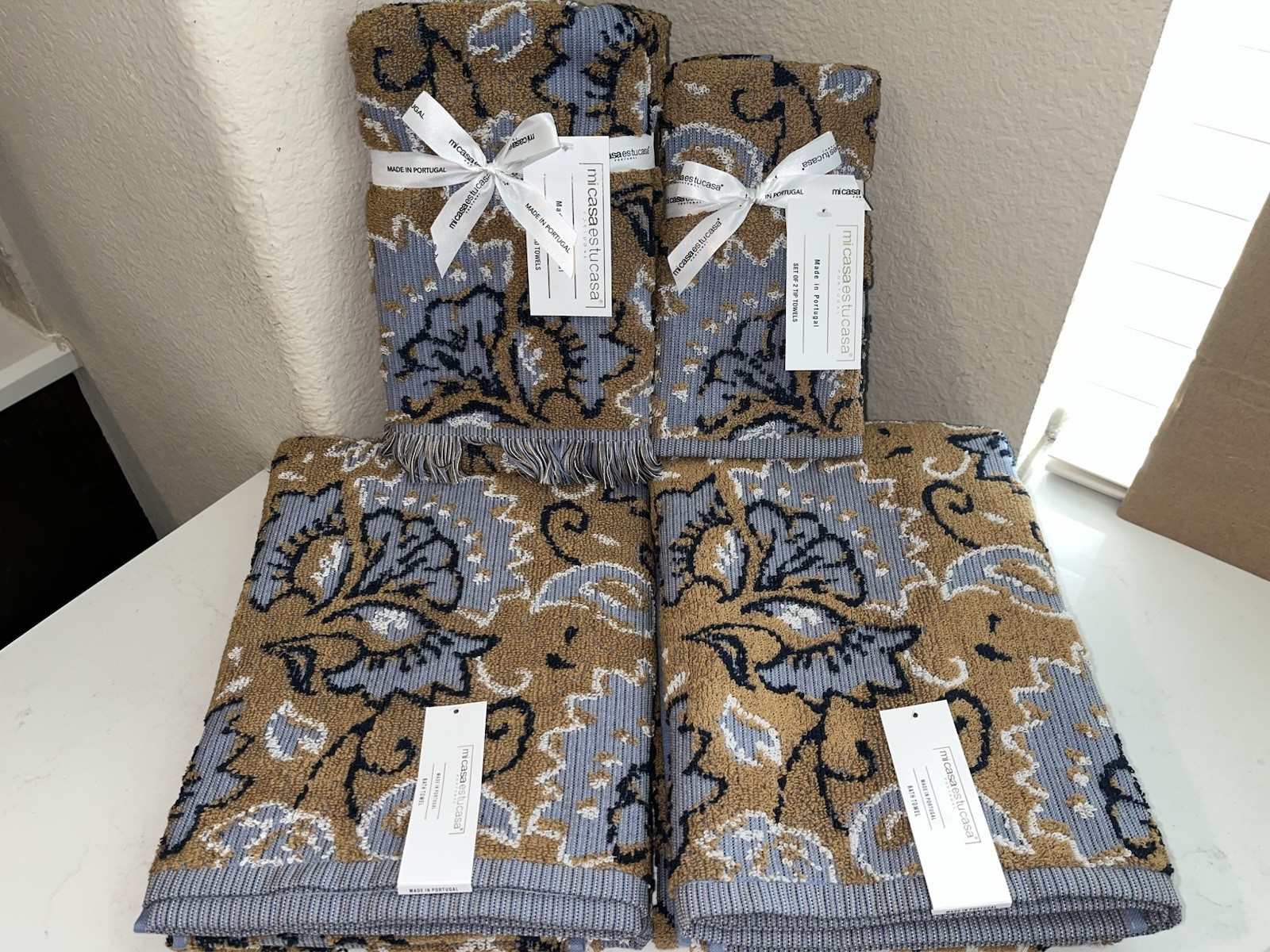 6-NWT MI CASA ES SU CASA MADE IN PORTUGAL FLORAL PAISLEY DESIGN TOWELS SE 6-NWT MI CASA ES SU CASA MADE IN PORTUGAL FLORAL PAISLEY DESIGN TOWELS SE