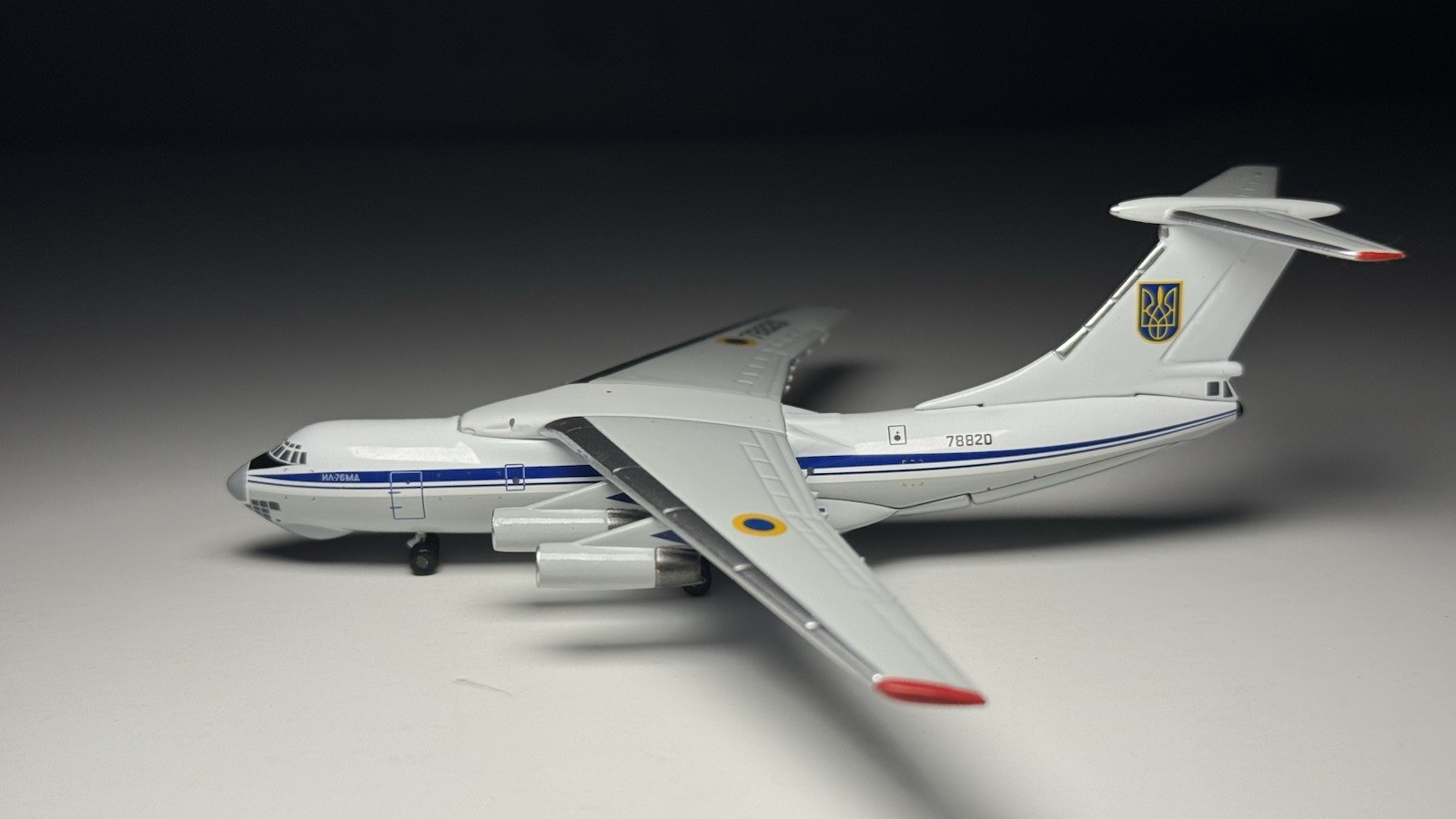 Witty Wings 1:400 Ukraine Air Force IL-76MD 78820