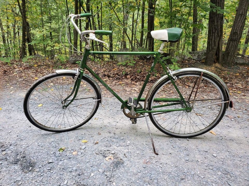 1973 Vintage Men\'s Schwinn Chicago Collegiate 3 - Speed Bicycle Bike -Queens NYC 1973 Vintage Men\'s Schwinn Chicago Collegiate 3 - Speed Bicycle Bike -Queens NYC