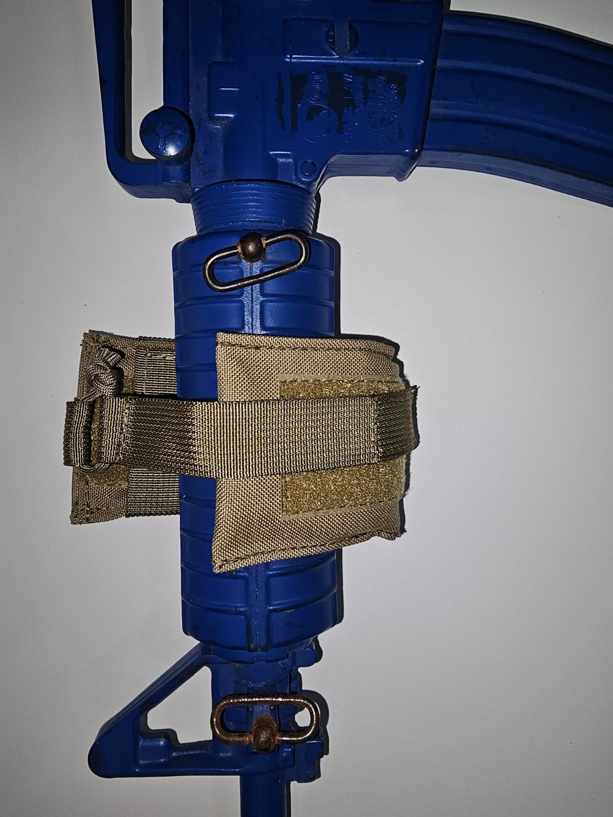 Magnetic Weapon Retention Codura Magnetic Molle Platform (Khaki / NEW) Magnetic Weapon Retention Codura Magnetic Molle Platform (Khaki / NEW)