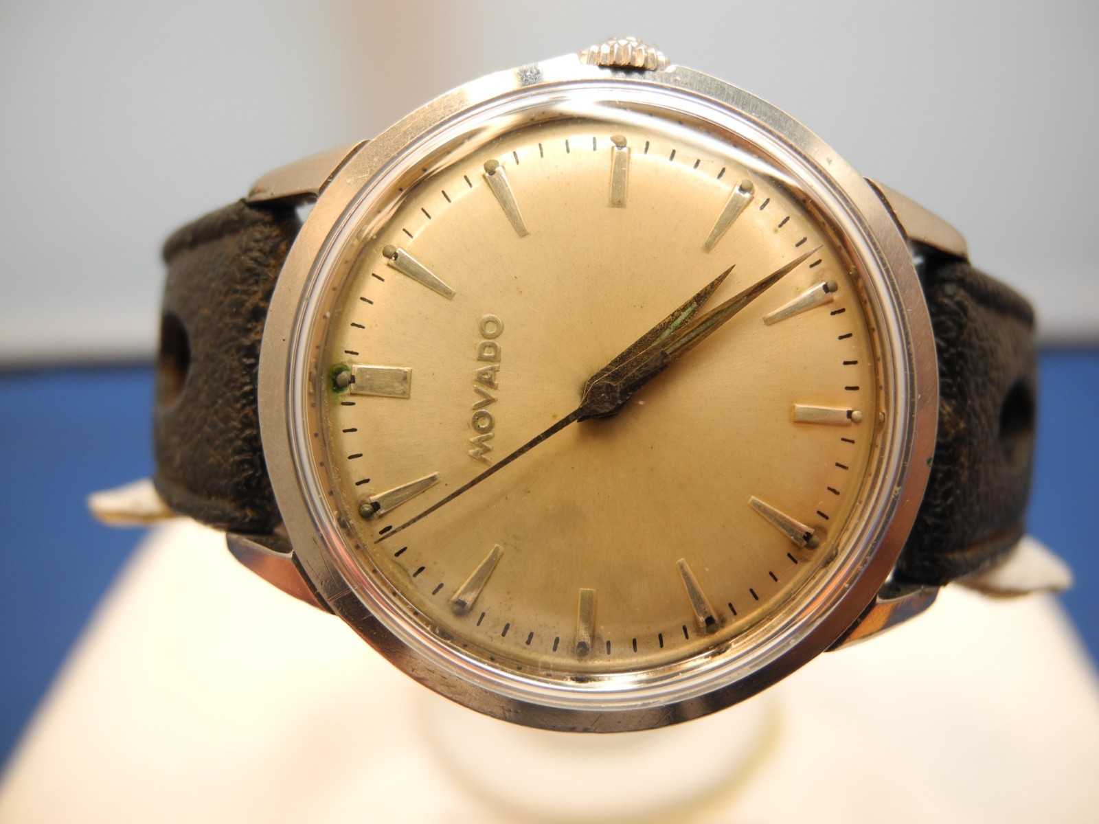 VINTAGE MOVADO 17 JEWEL#431A AUTOMATIC WRISTWATCH,SERVICED+NOS TROPICAL BAND VINTAGE MOVADO 17 JEWEL#431A AUTOMATIC WRISTWATCH,SERVICED+NOS TROPICAL BAND