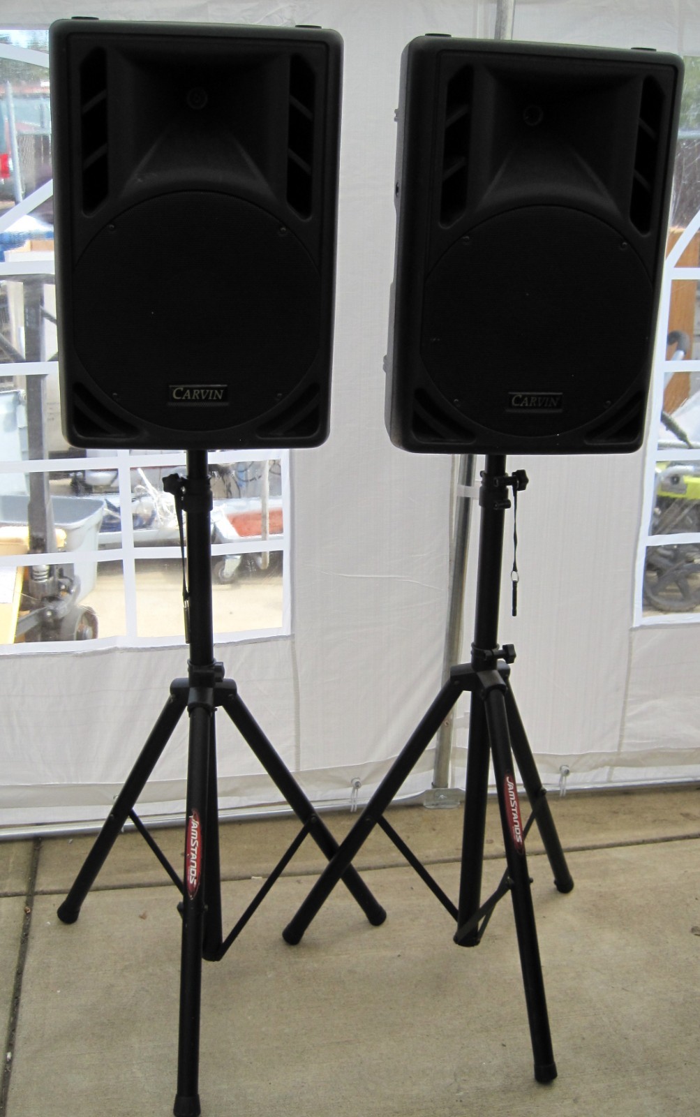 Set of 2 - Carvin LM12 Monitor Speaker PA 600w Loudspeakers Pro Audio W/Stands Set of 2 - Carvin LM12 Monitor Speaker PA 600w Loudspeakers Pro Audio W/Stands