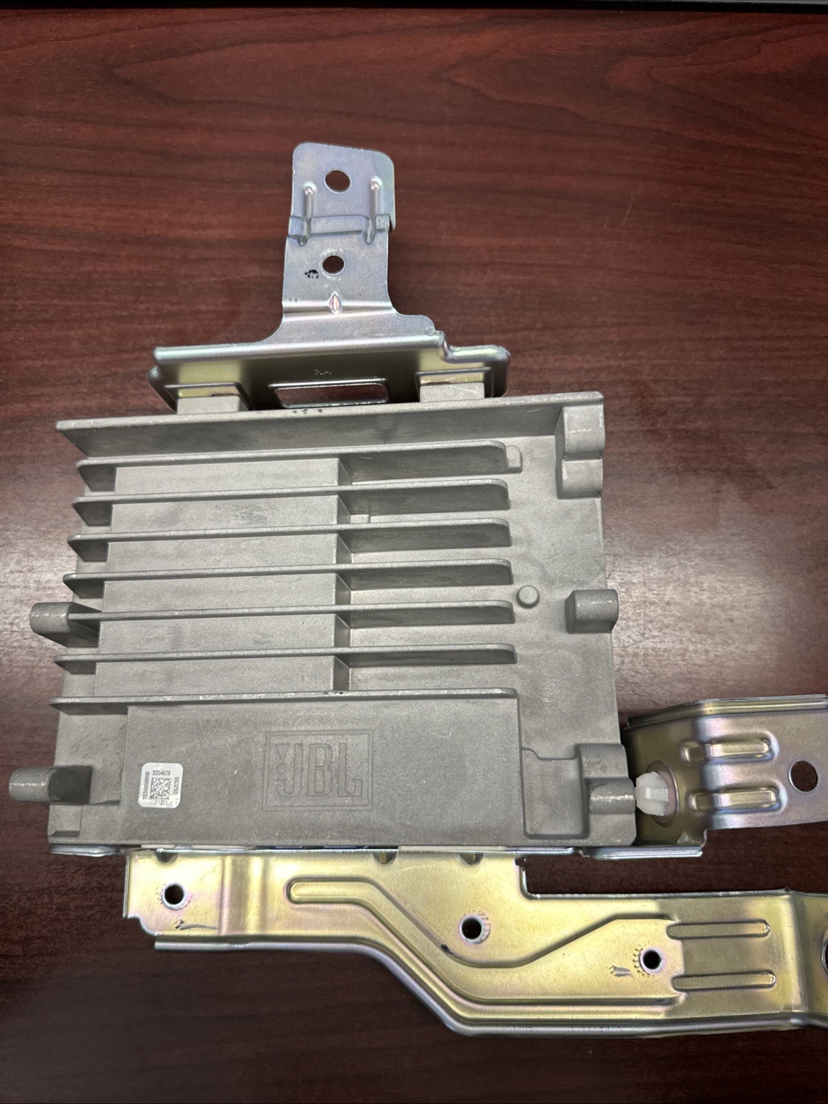 2020-2023 Toyota Tacoma OEM JBL Amplifier 86280-04080 2020-2023 Toyota Tacoma OEM JBL Amplifier 86280-04080