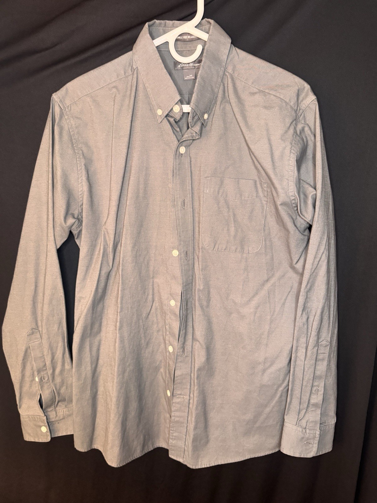 Eddie Bauer Gray Men’s Button-Down Size Medium Long Sleeve Shirt