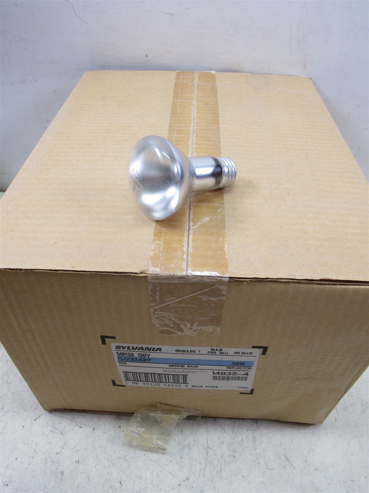 Case of 60 Sylvania Floodlights Indoor Medium Base 50w R20 