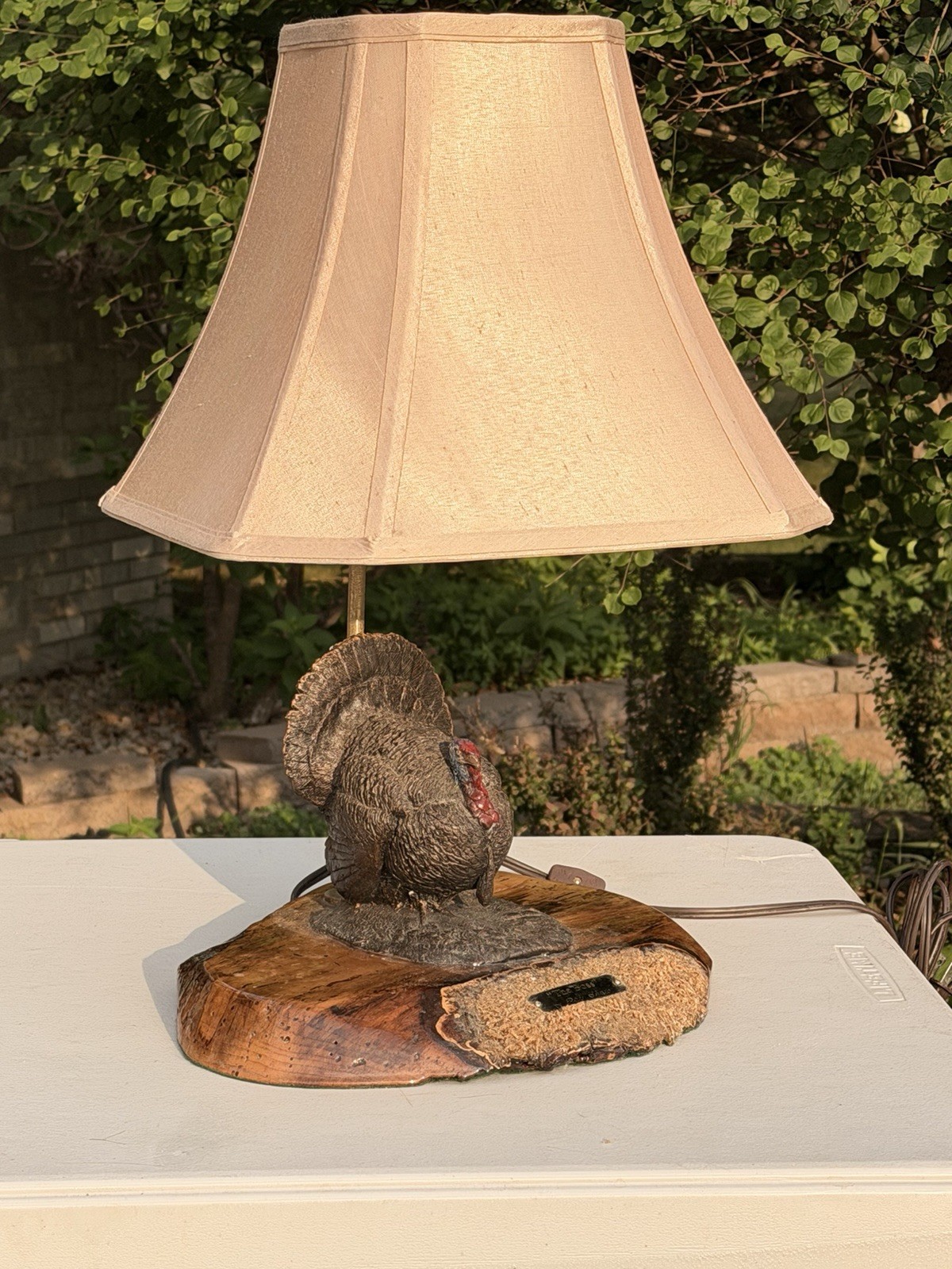 ~ RARE ~ Elegant Wood Base Turkey Sculpture Lamp by RAY SHAW Titled “THE BOSS”