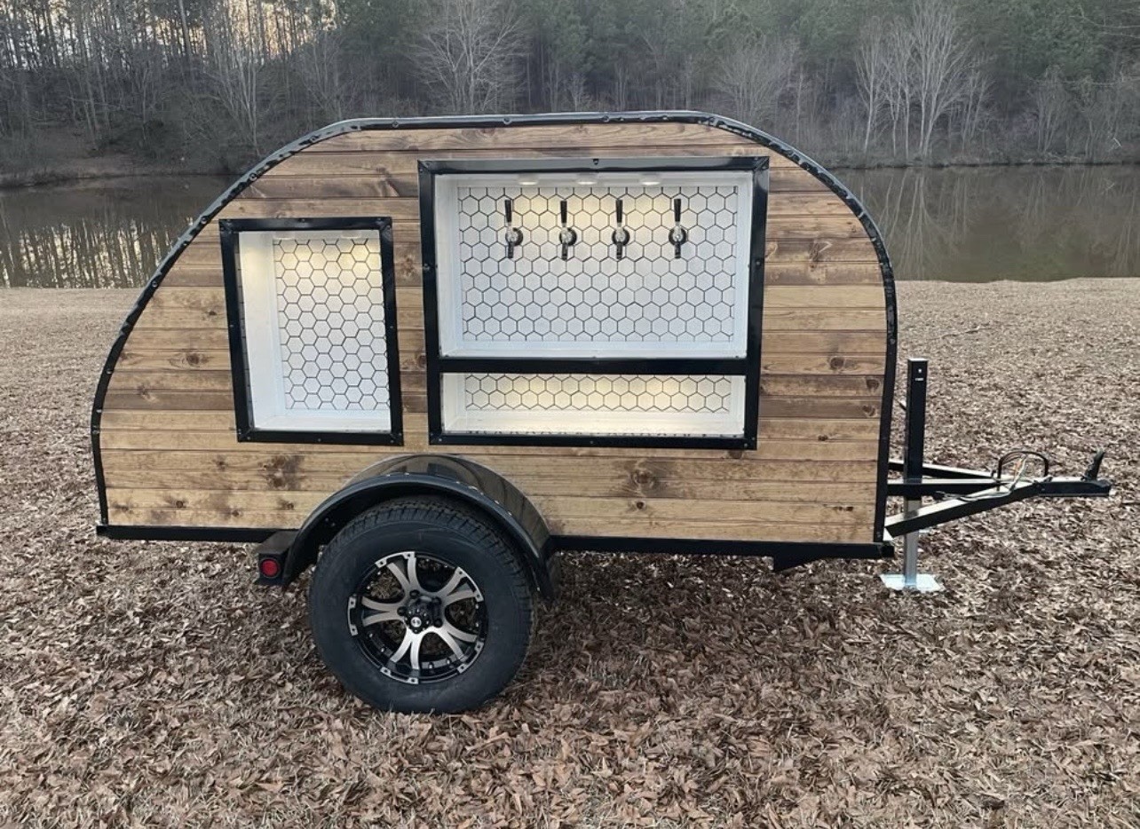 Coldbreak Jockey Box 4-Tap Trailer-Mounted Draft Beer Kegerator Setup