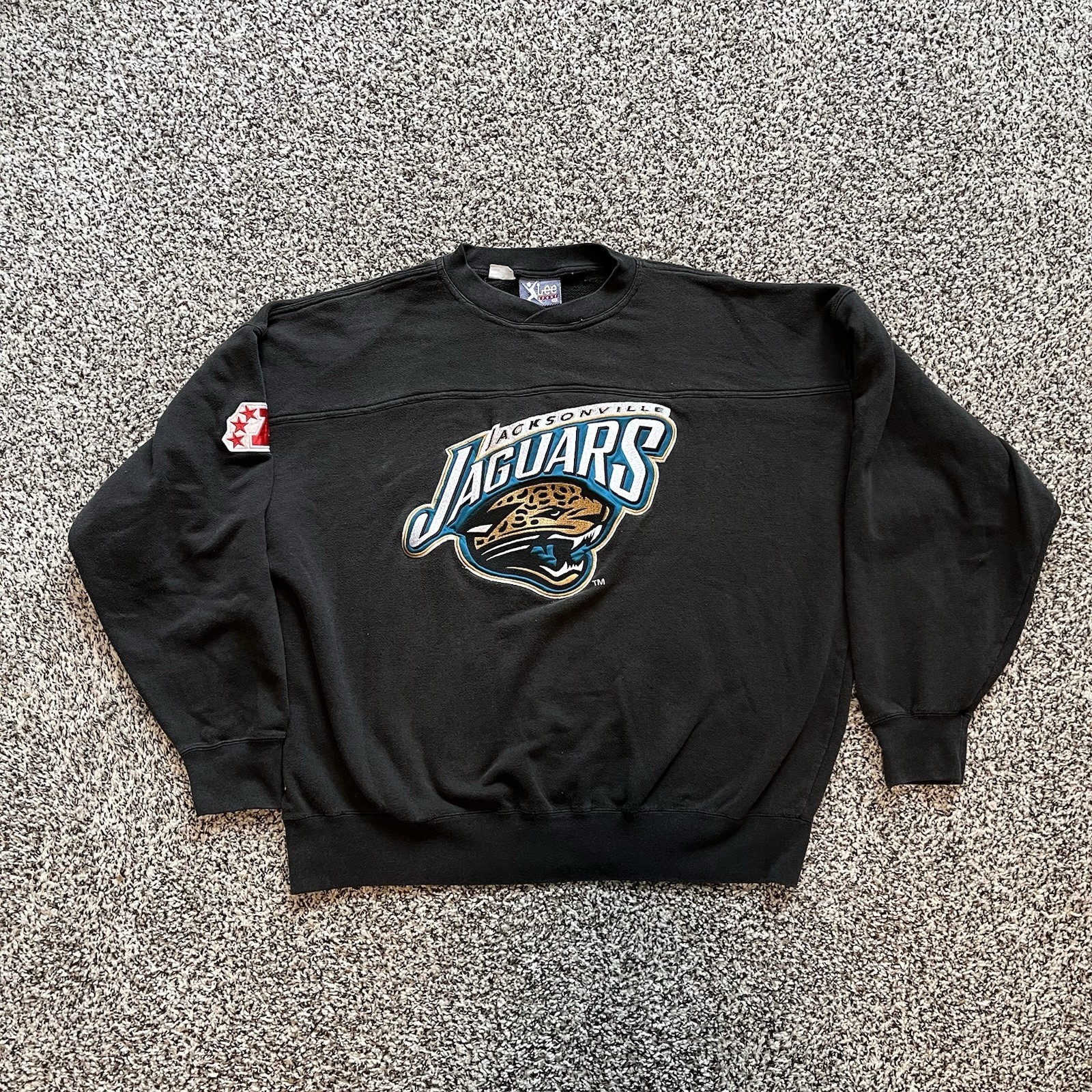Vintage Jacksonville Jaguars Sweatshirt Mens XL Black NFL Lee Sport 90s Vintage Jacksonville Jaguars Sweatshirt Mens XL Black NFL Lee Sport 90s