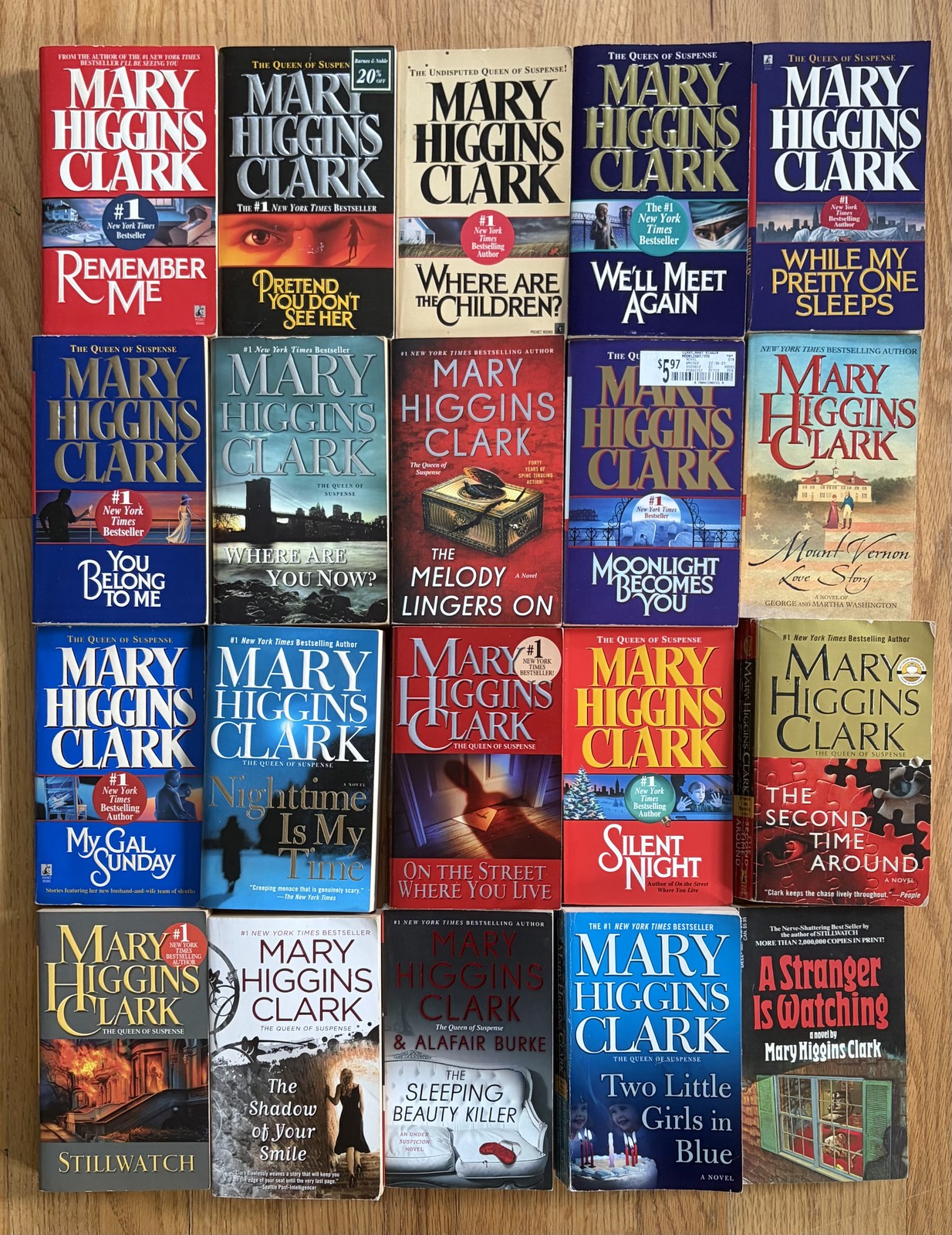 Large Lot 41 MARY HIGGINS CLARK Mysteries Death on the Cape Take My Heart