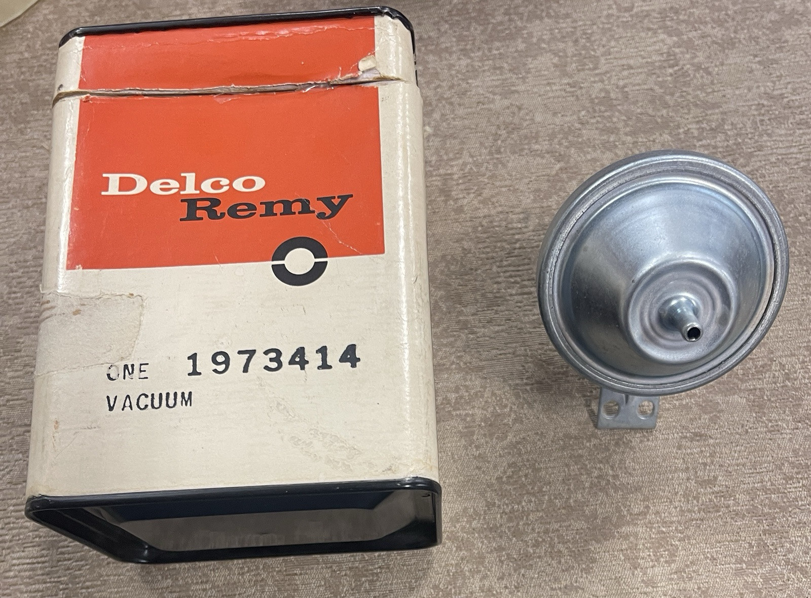 NOS 1967-68 Pontiac Firebird Lemans Delco Remy 4 BBL Carburetor Dist Vac Advance NOS 1967-68 Pontiac Firebird Lemans Delco Remy 4 BBL Carburetor Dist Vac Advance