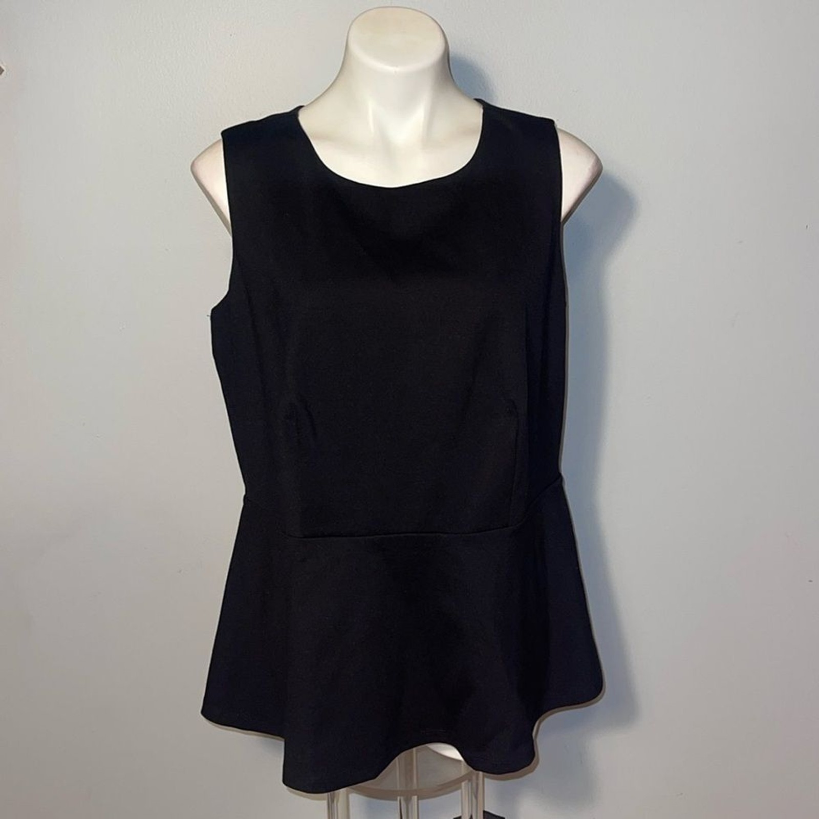 INC International Concepts ladies NWT black sleeveless flare fop. Size 0X INC International Concepts ladies NWT black sleeveless flare fop. Size 0X