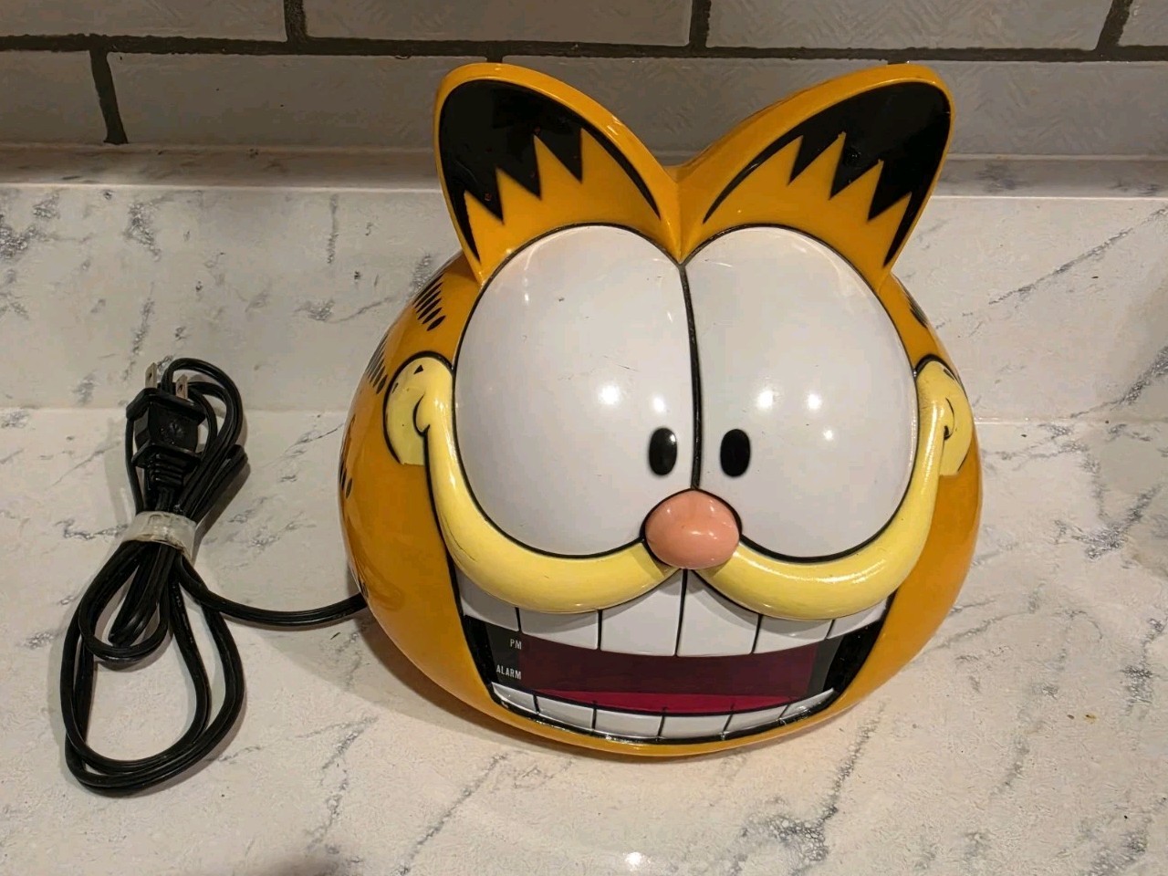 Vintage 1993 Garfield Sunbeam Talking Head LED Digital Alarm Clock 887-109 Works Vintage 1993 Garfield Sunbeam Talking Head LED Digital Alarm Clock 887-109 Works