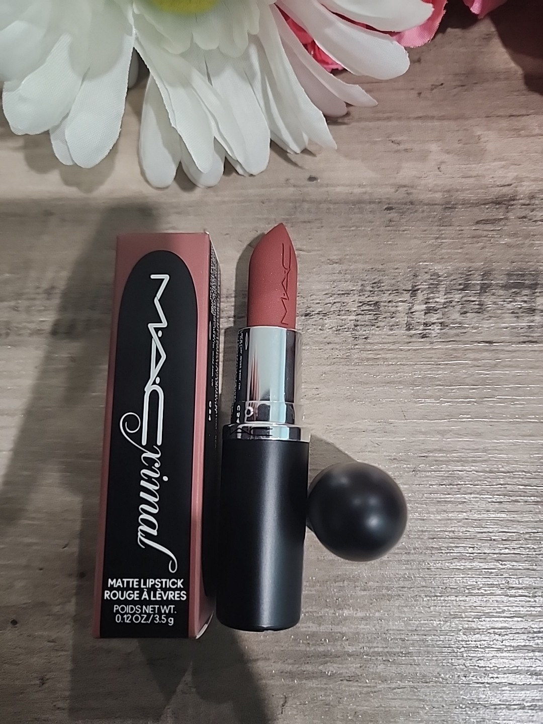 M.A.C Macximal Matte Lipstick - 669 Warm Teddy - 0.12 oz / 30.5 g - New in Box M.A.C Macximal Matte Lipstick - 669 Warm Teddy - 0.12 oz / 30.5 g - New in Box