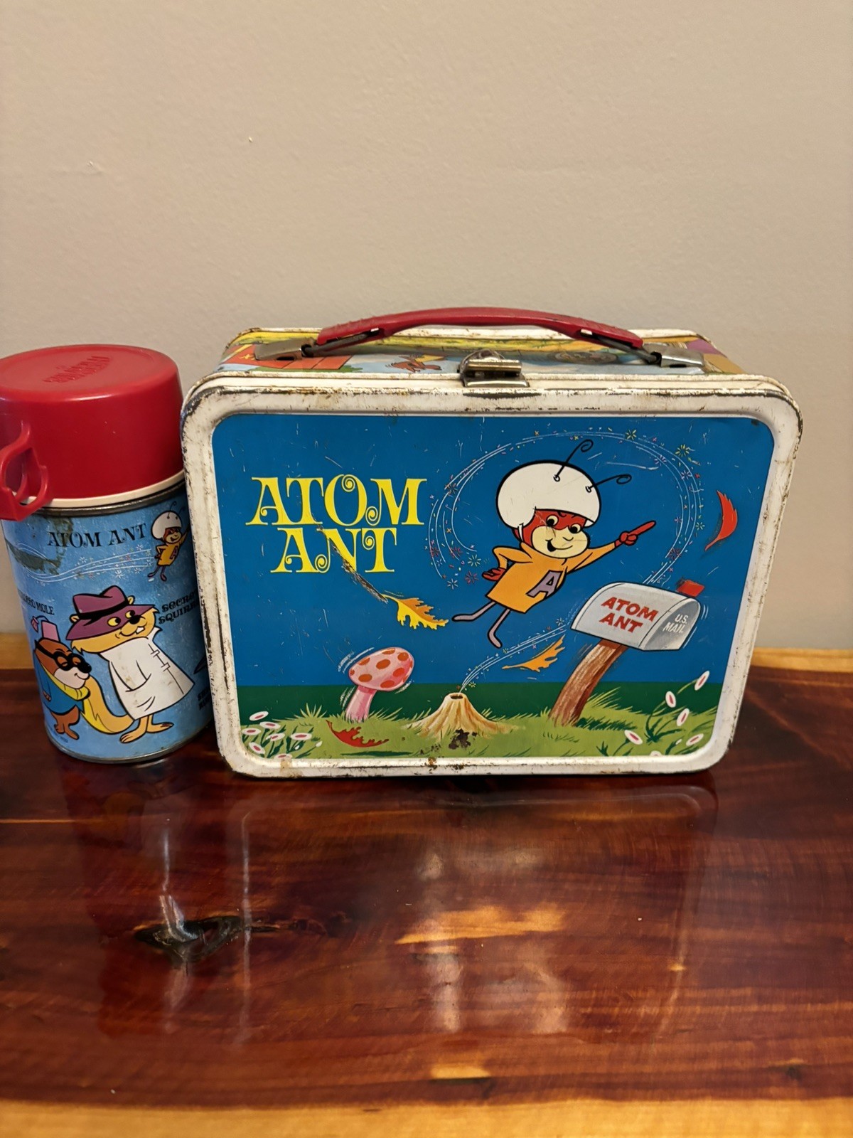Vintage 1966 Atom Ant/Secret Squirrel Lunch Box with Termos Vintage 1966 Atom Ant/Secret Squirrel Lunch Box with Termos