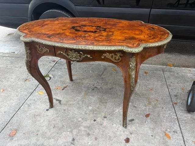 Antique French Walnut & Marquetry 19th c. Ladies Writing Desk Circa 1880 Antique French Walnut & Marquetry 19th c. Ladies Writing Desk Circa 1880