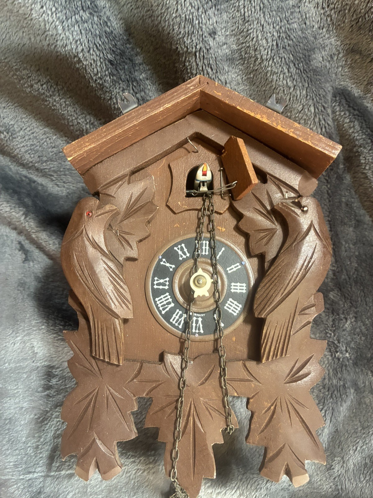 Vintage German-Cuckoo Clock-Wood Carved UNTESTED FOR PARTS/REPAIR Vintage German-Cuckoo Clock-Wood Carved UNTESTED FOR PARTS/REPAIR