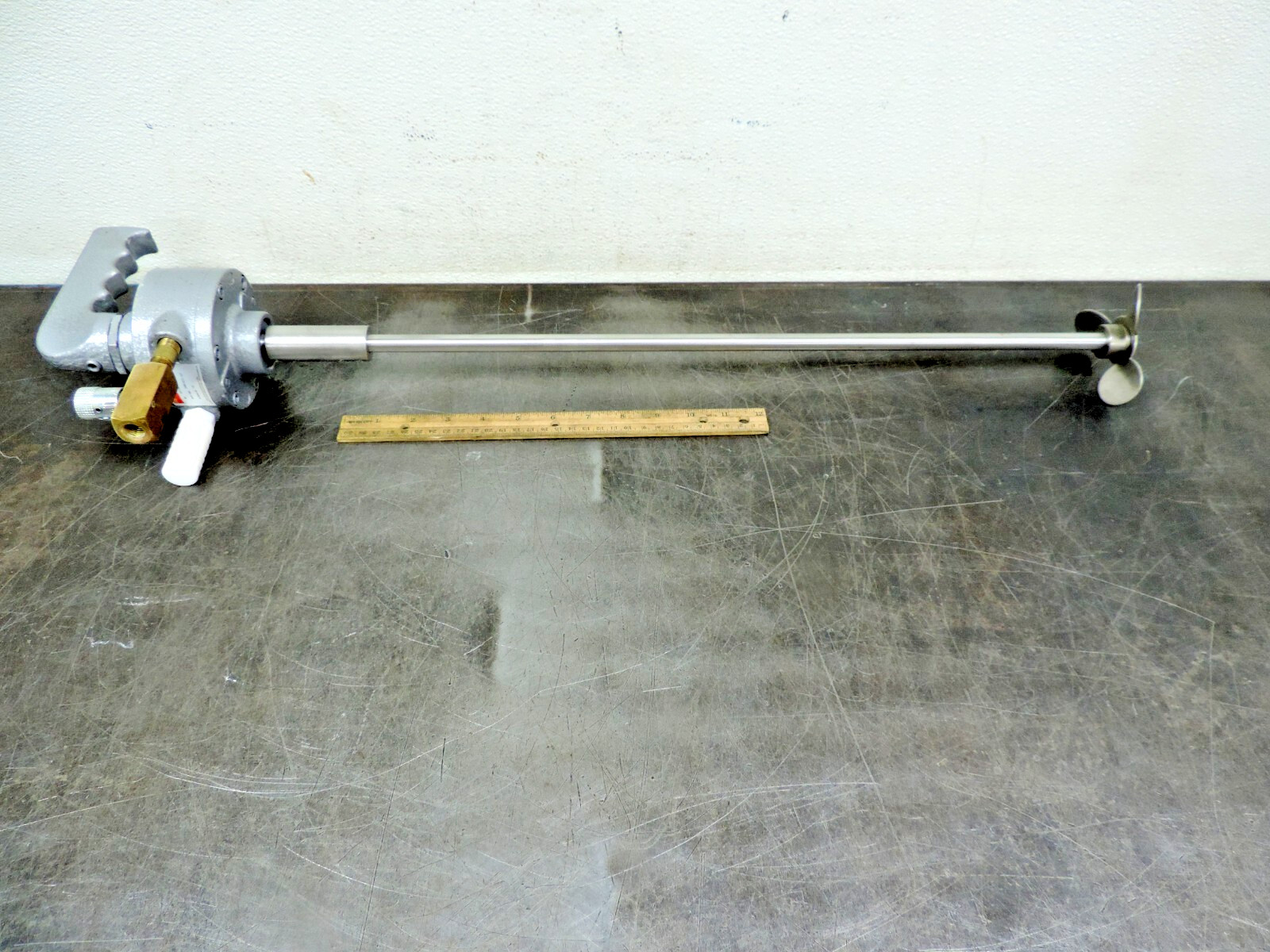 Dayton 32V130 Handheld Air Pneumatic Mixer Size 5 To 10 Gallon