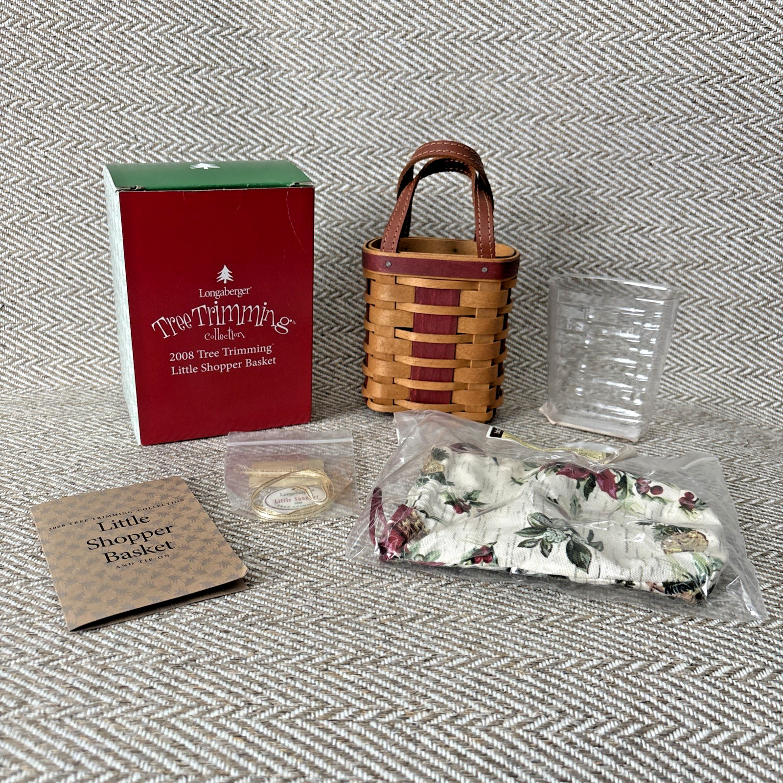 Longaberger 2008 Little Shopper Tree Trimming Basket Liner Protector Tie On