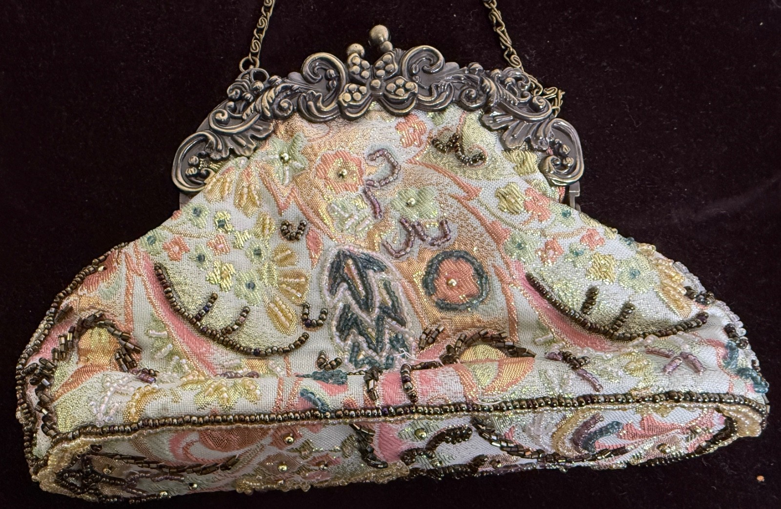 Vintage Bejeweled Crossbody Evening Bag Purse with Metal Reticulated Frame B502 Vintage Bejeweled Crossbody Evening Bag Purse with Metal Reticulated Frame B502
