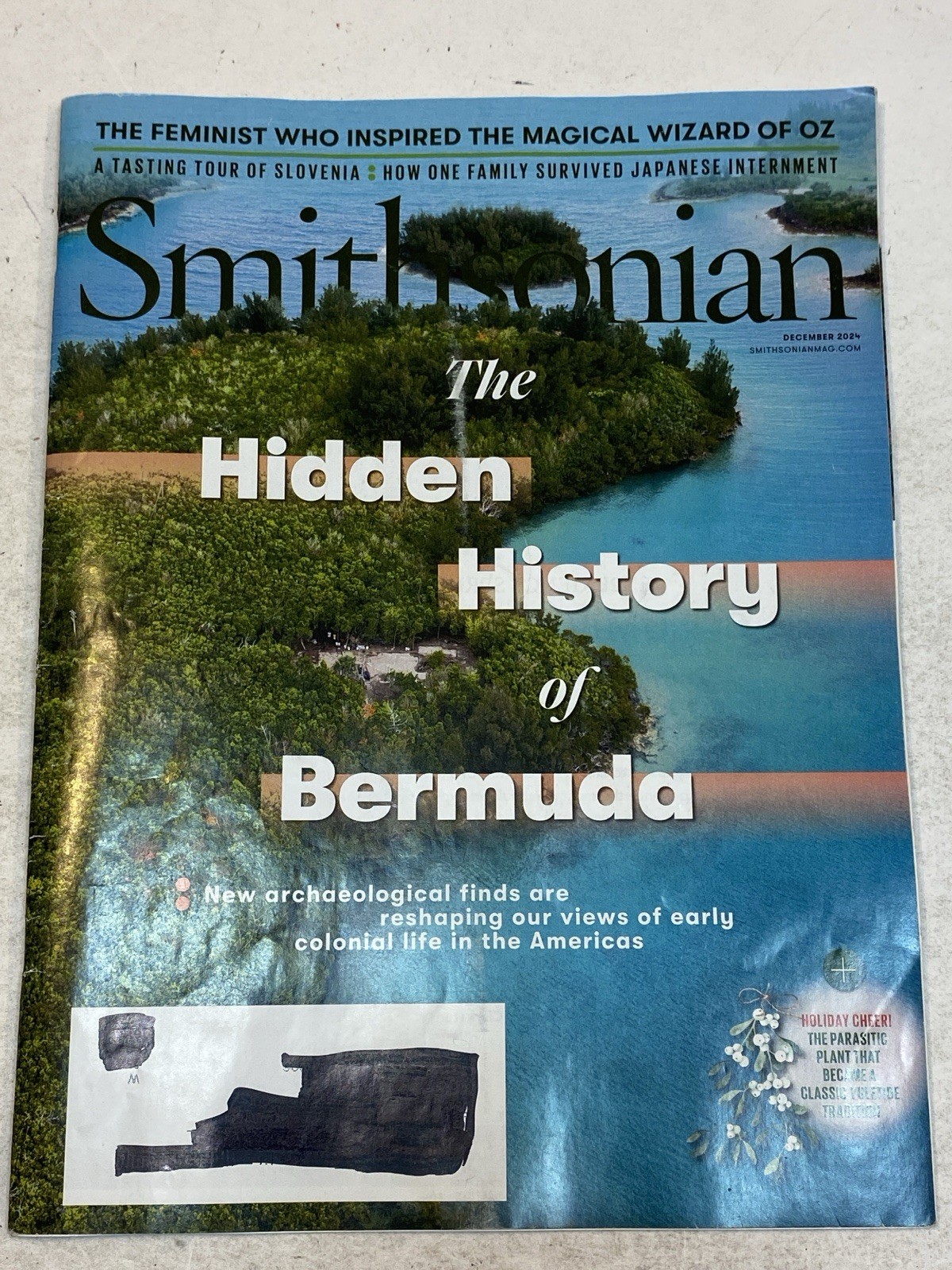 Smithsonian Magazine Dec2024 Bermuda History Feminist Wizard of Oz Slovenia Food