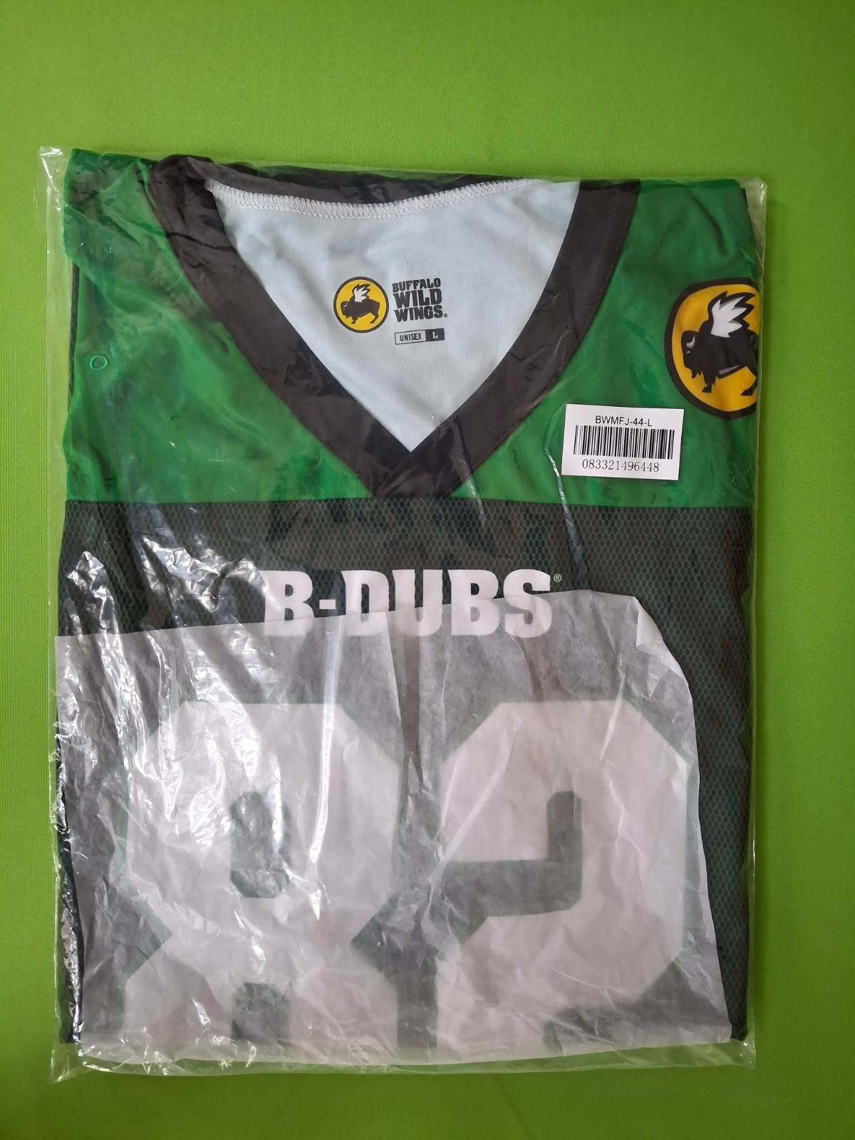 NEW Buffalo Wild Wings Jersey #82 Unisex L Green Color With Pepsi Logo. NEW Buffalo Wild Wings Jersey #82 Unisex L Green Color With Pepsi Logo.
