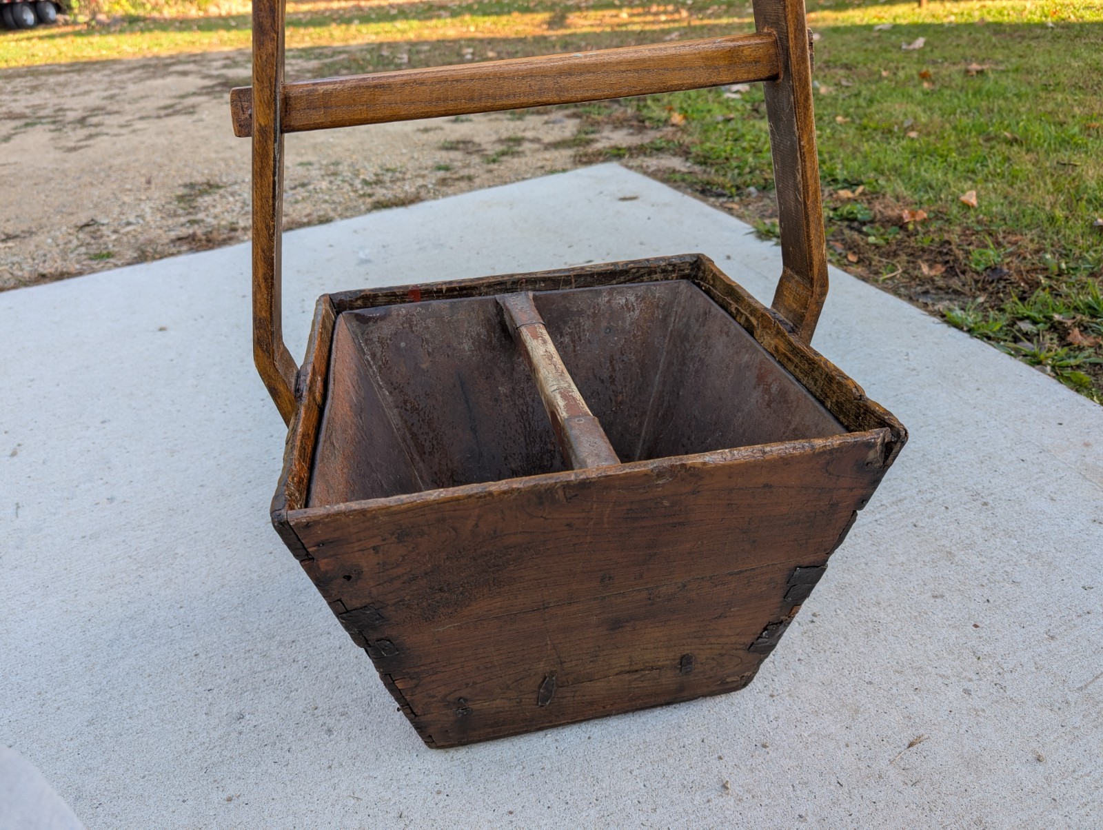 WI Barn Primitive Antique Large Wood Box Pail Bucket Basket w/Insert Grain Farm