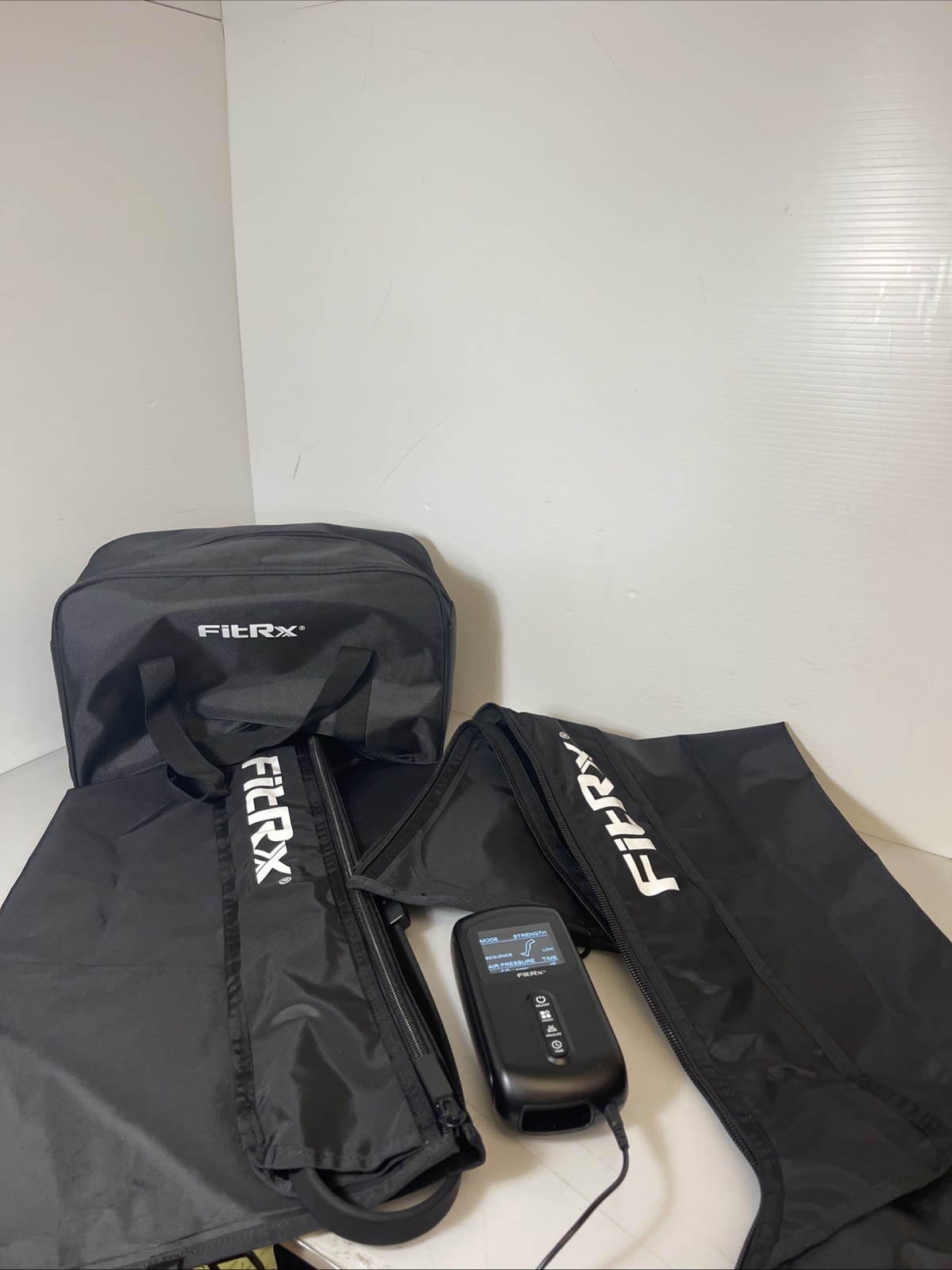 FitRx Compression Leg Massager Recovery System for Muscle Recovery Model 30011 FitRx Compression Leg Massager Recovery System for Muscle Recovery Model 30011
