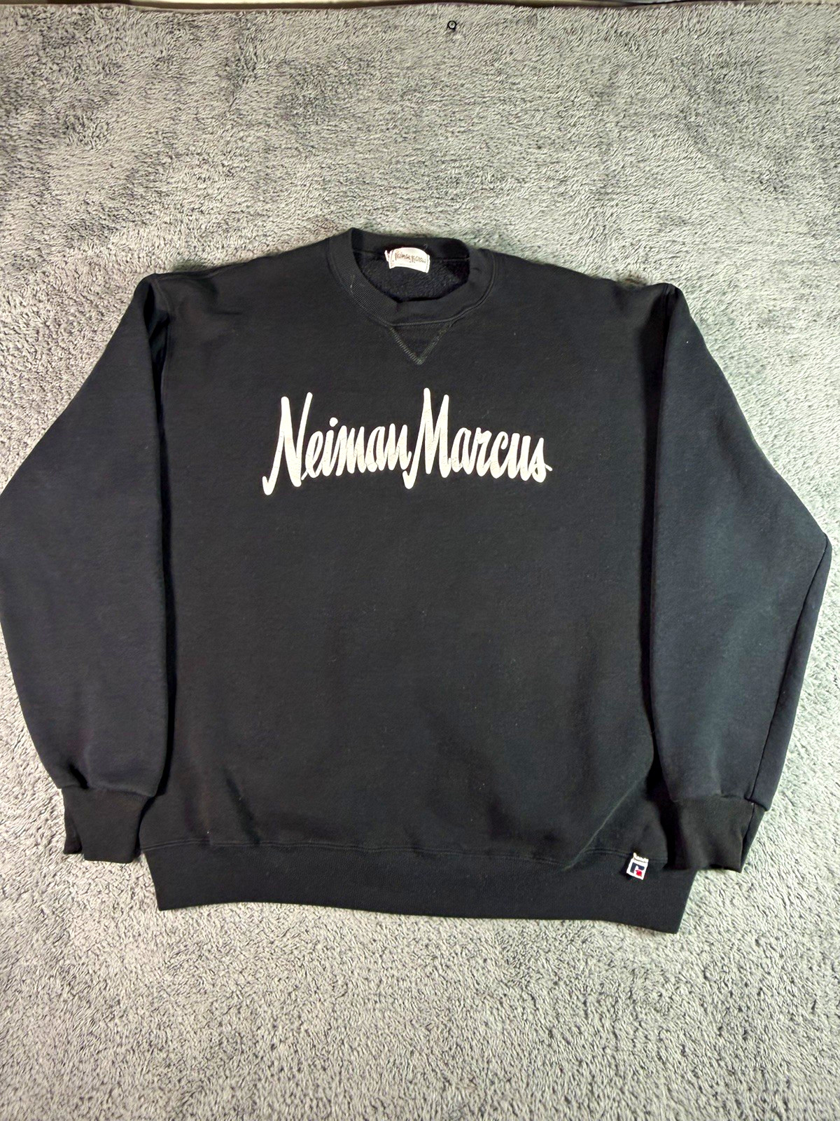 Vintage Neiman Marcus Men’s L Black Cotton Fleece Crewneck Russell Sweatshirt Vintage Neiman Marcus Men’s L Black Cotton Fleece Crewneck Russell Sweatshirt