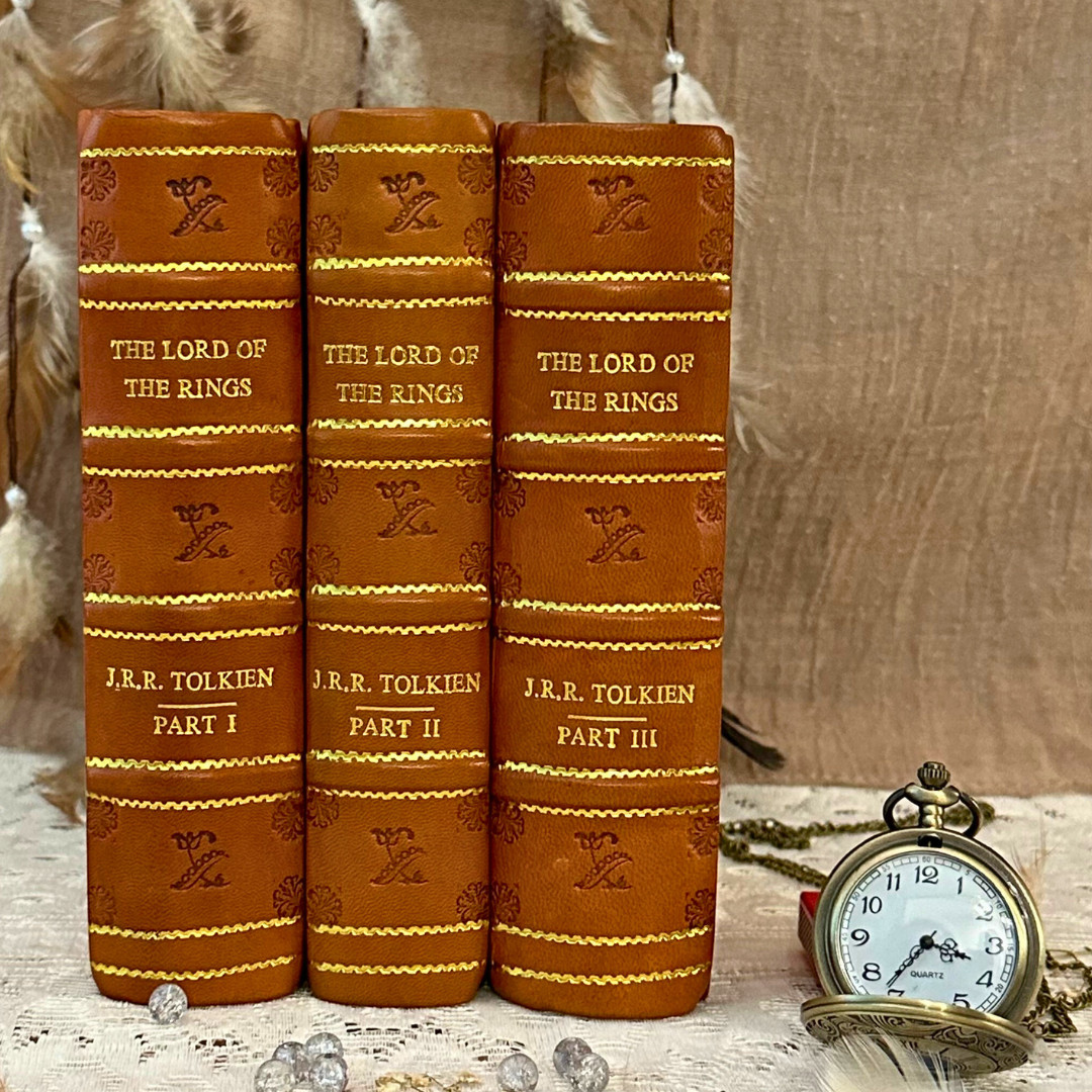 The Lord Of The Rings (3 Book Set) [Premium Leather Bound]