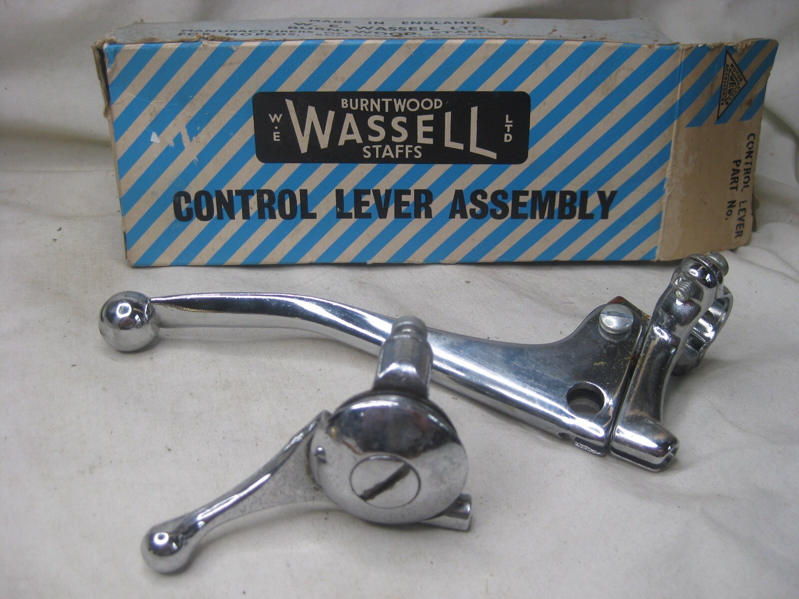 vintage England NOS W.E WASSELL CONTROL LEVER ASSEMBLY scooter motorcycle part vintage England NOS W.E WASSELL CONTROL LEVER ASSEMBLY scooter motorcycle part