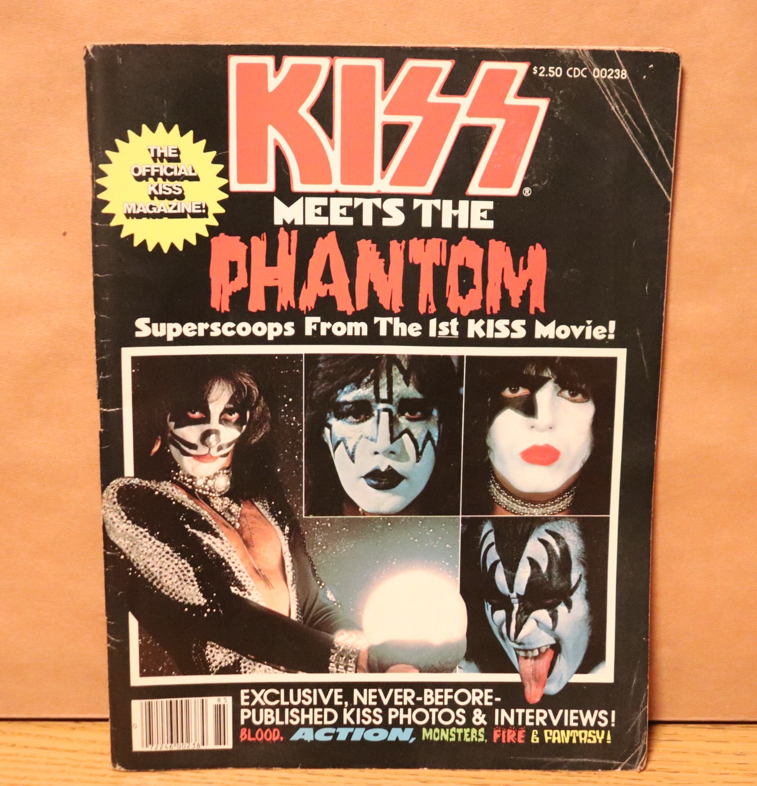 Kiss Meets The Phantom Of The Park and 1977 Kiss Comic Book Kiss Meets The Phantom Of The Park and 1977 Kiss Comic Book