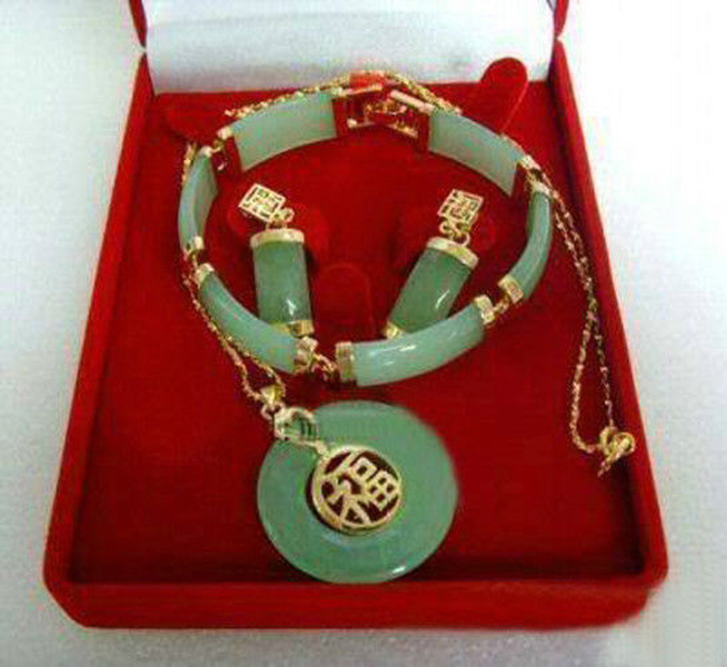 Natural Green Jade Inlay Circle Donut Pendant Necklace Earrings Bracelet Set AAA