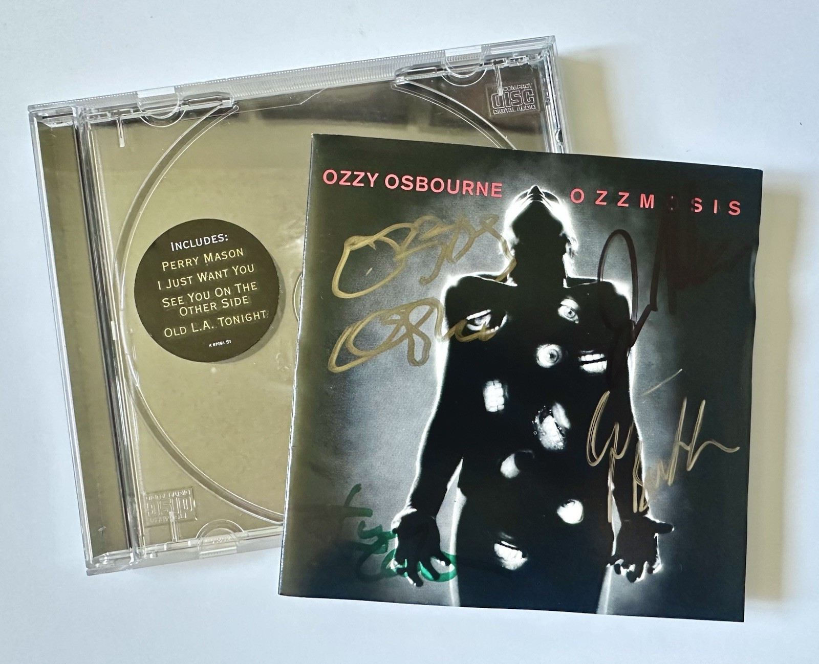 Ozzy Osbourne Ozzmosis SIGNED CD AUTOGRAPHED Ozzy ,Geezer, Joe Holmes, Castillo