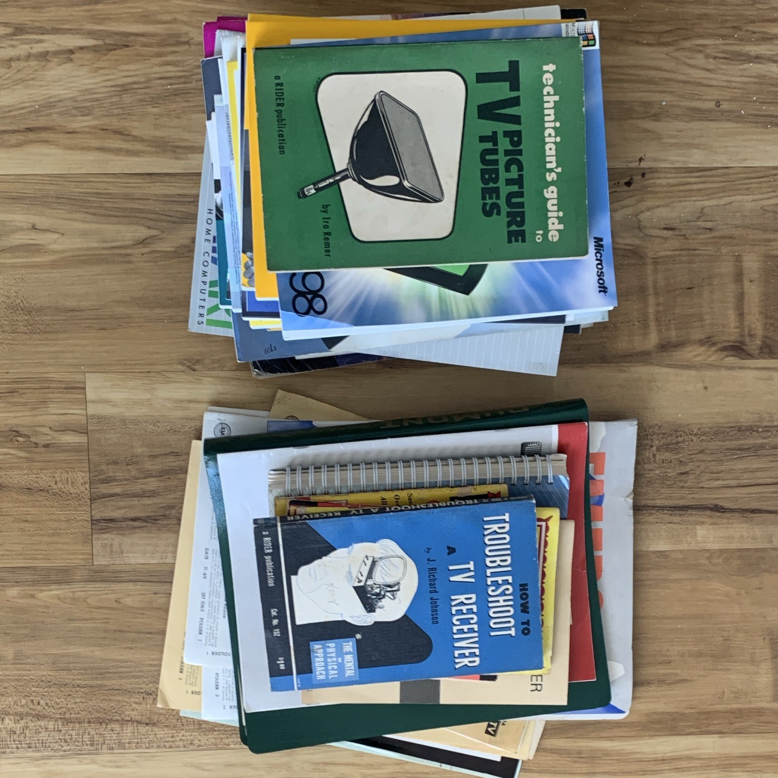Vintage Mixed Lot Computer & Electronics Manuals & Guides - Manuals & Guides Lot Vintage Mixed Lot Computer & Electronics Manuals & Guides - Manuals & Guides Lot