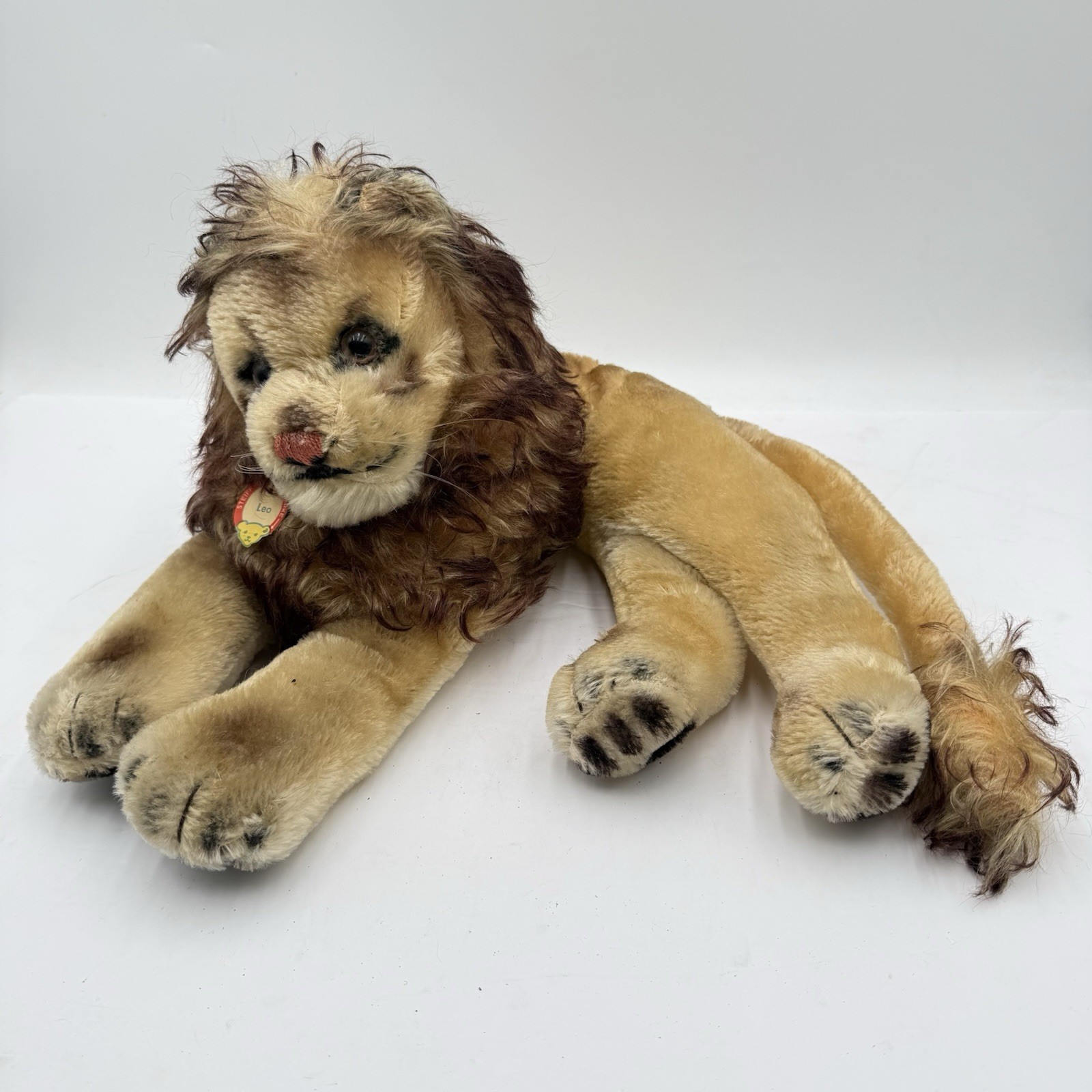 E2 Vintage STEIFF LEO THE LION Laying Down 1950\'s 15\ E2 Vintage STEIFF LEO THE LION Laying Down 1950\'s 15\
