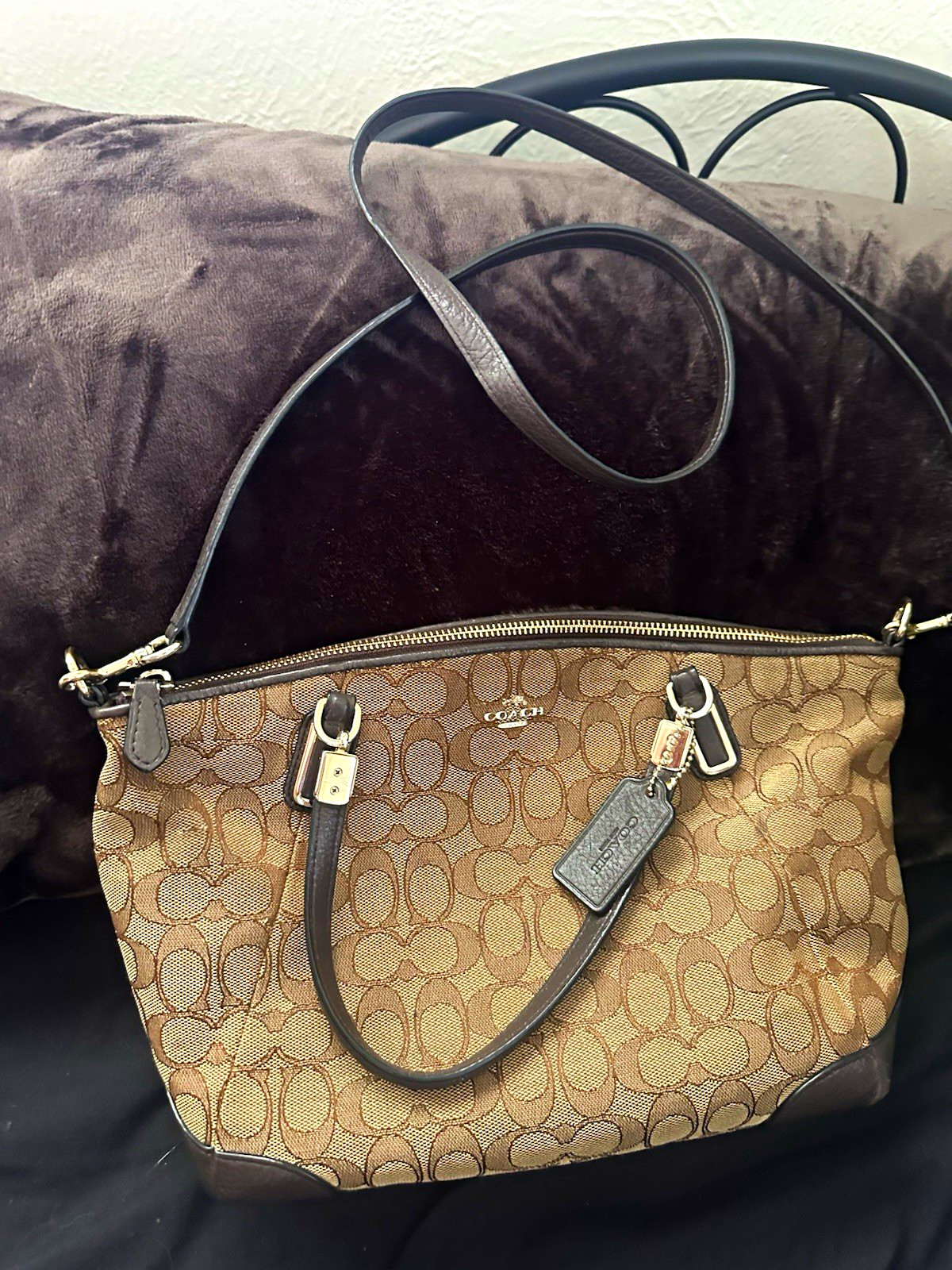 Coach Signature Brown Satchel Top Handle Bag Zip Closure Detachable Strap