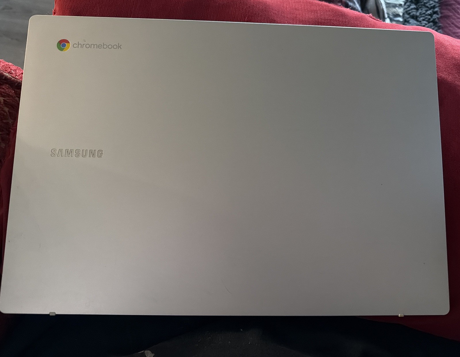 Samsung Chromebook Silver -Barely Used Samsung Chromebook Silver -Barely Used