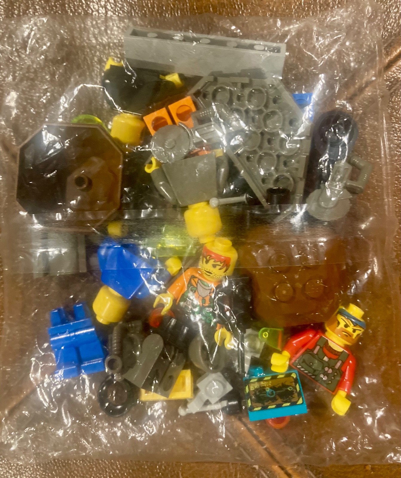 LEGO Rock Raiders 4930 Rock Raiders Crew vtg all minifigures new in sealed bag