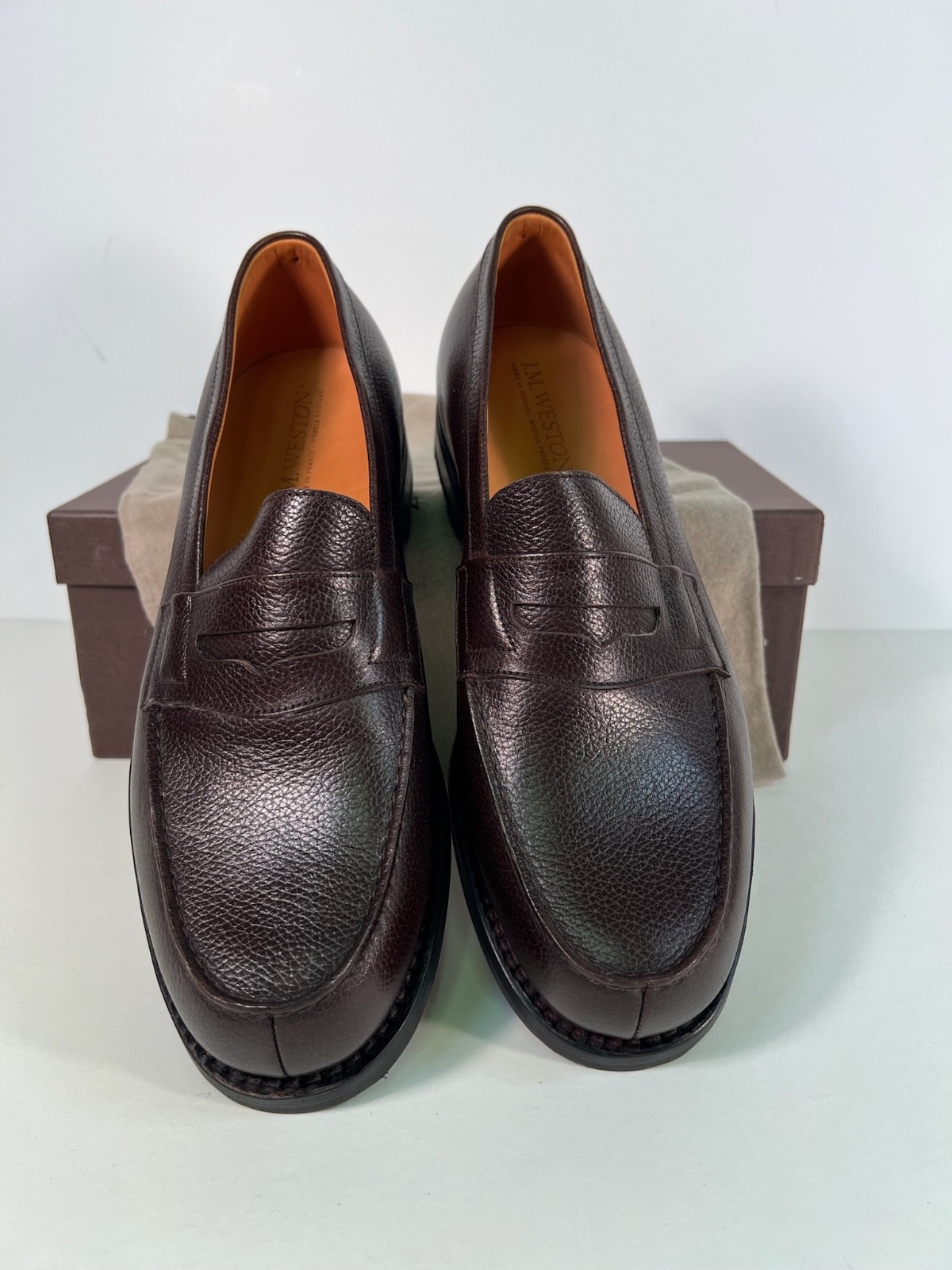 JM WESTON UK 9 D BROWN PEBBLED LEATHER LOAFER (New in Box) JM WESTON UK 9 D BROWN PEBBLED LEATHER LOAFER (New in Box)