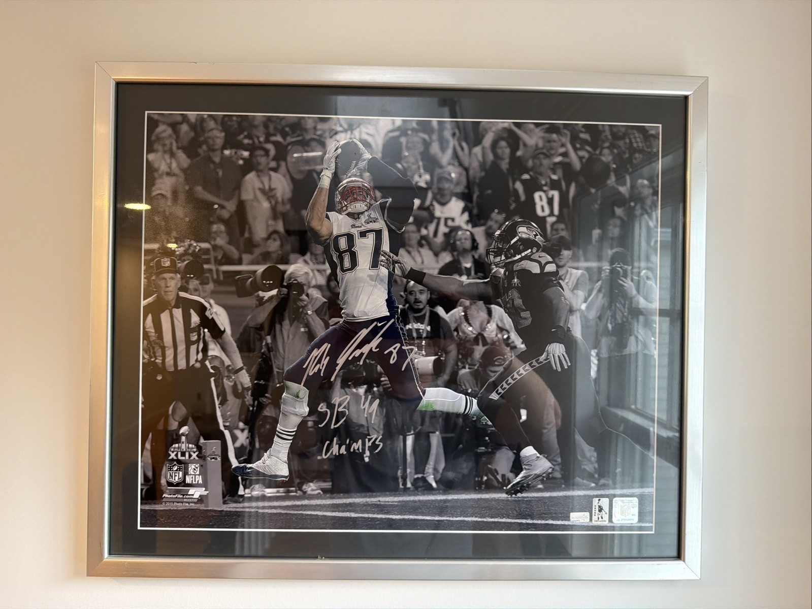Super Bowl 49 Autographed Rob Gronkowski Patriots “SB 49 Champs” COA Super Bowl 49 Autographed Rob Gronkowski Patriots “SB 49 Champs” COA