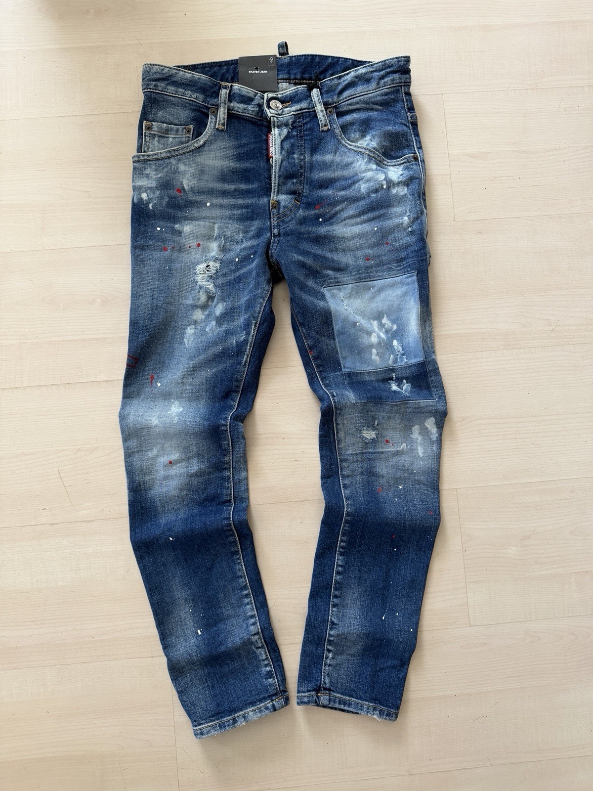 Dsquared2 Medium Worn Out Booty Wash Skater Jeans Dsquared2 Medium Worn Out Booty Wash Skater Jeans