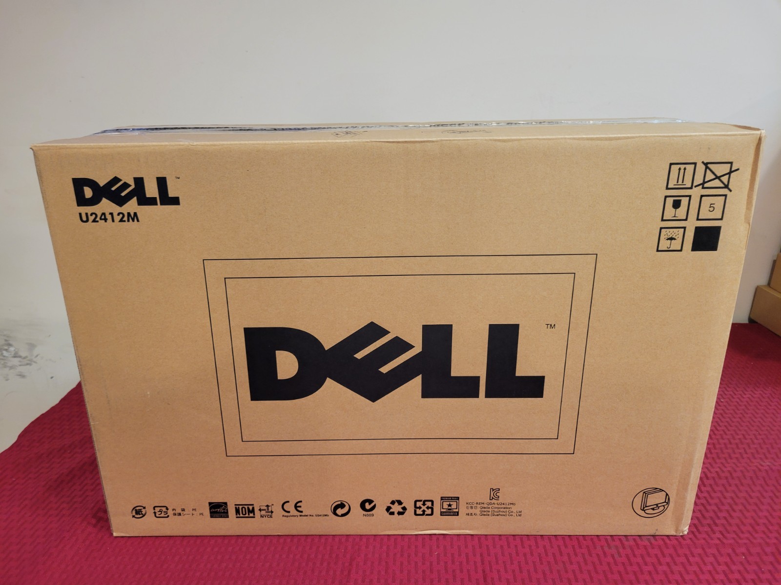 NEW OPEN BOX Dell U2412M 24 NEW OPEN BOX Dell U2412M 24