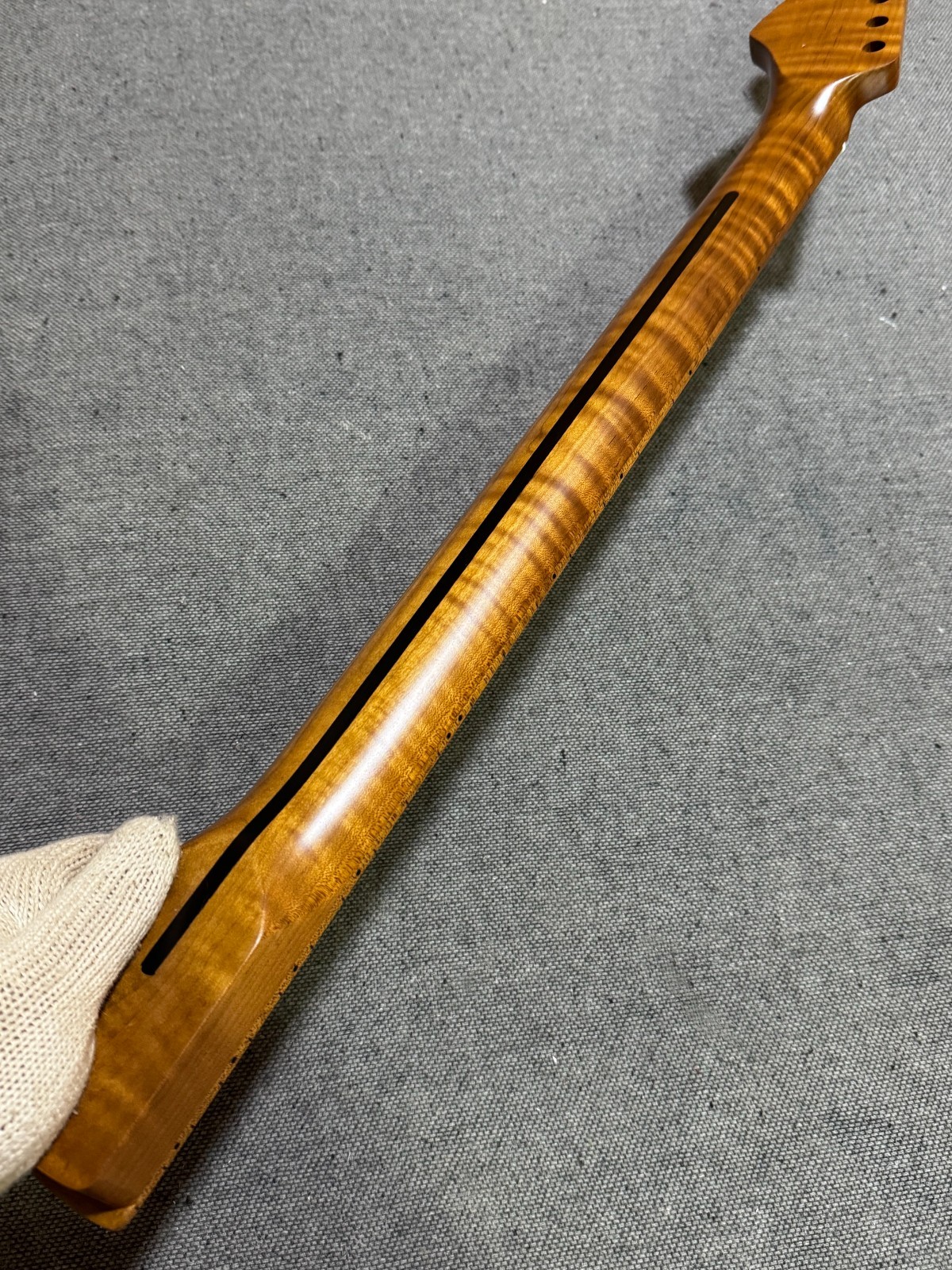 Beautiful 22 Fret 28 inch Roasted Flame Maple Baritone guitar Neck parts matte
